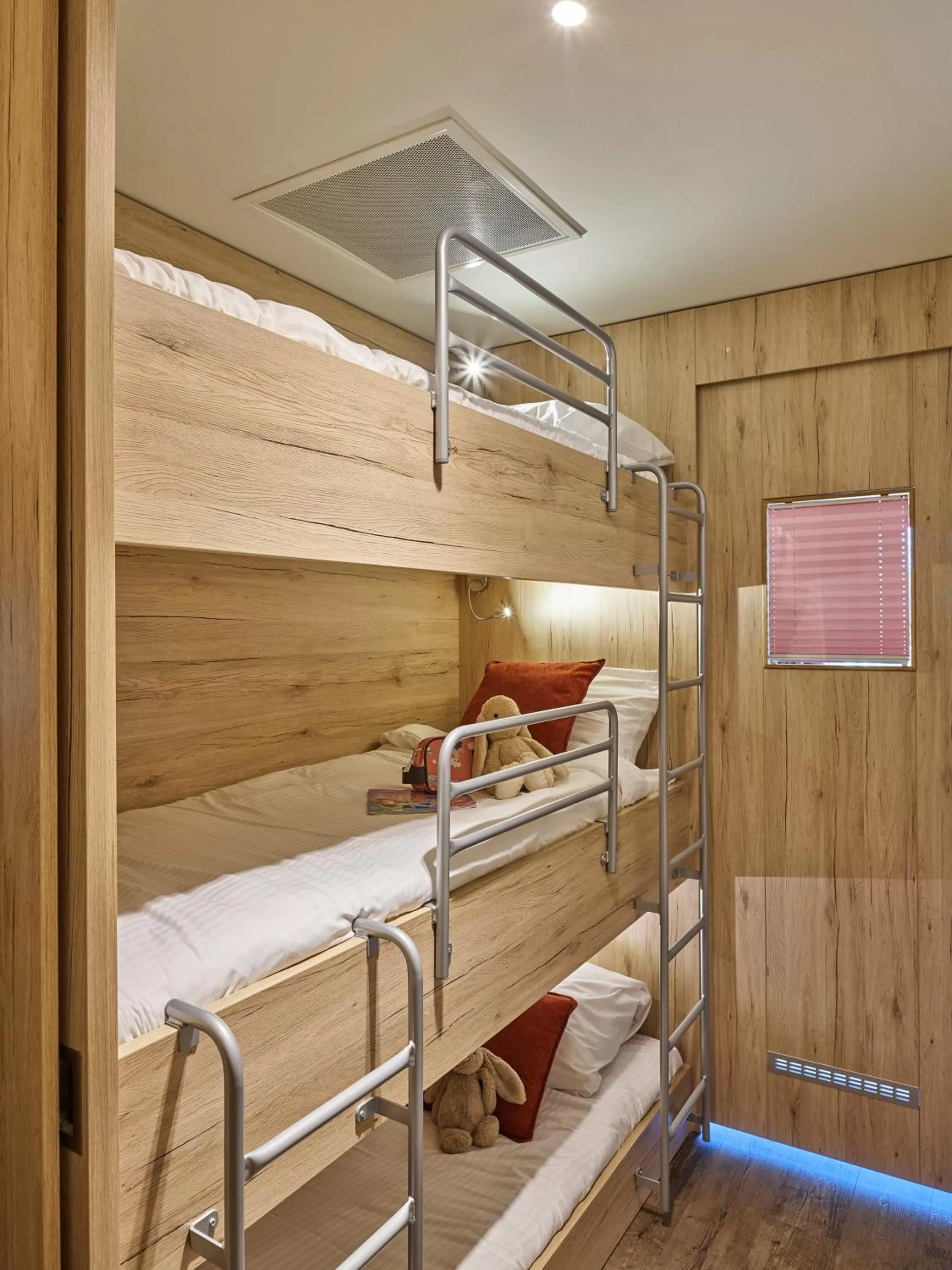 bunk bed, Bed in Holiday Suites Westende - Middelkerke