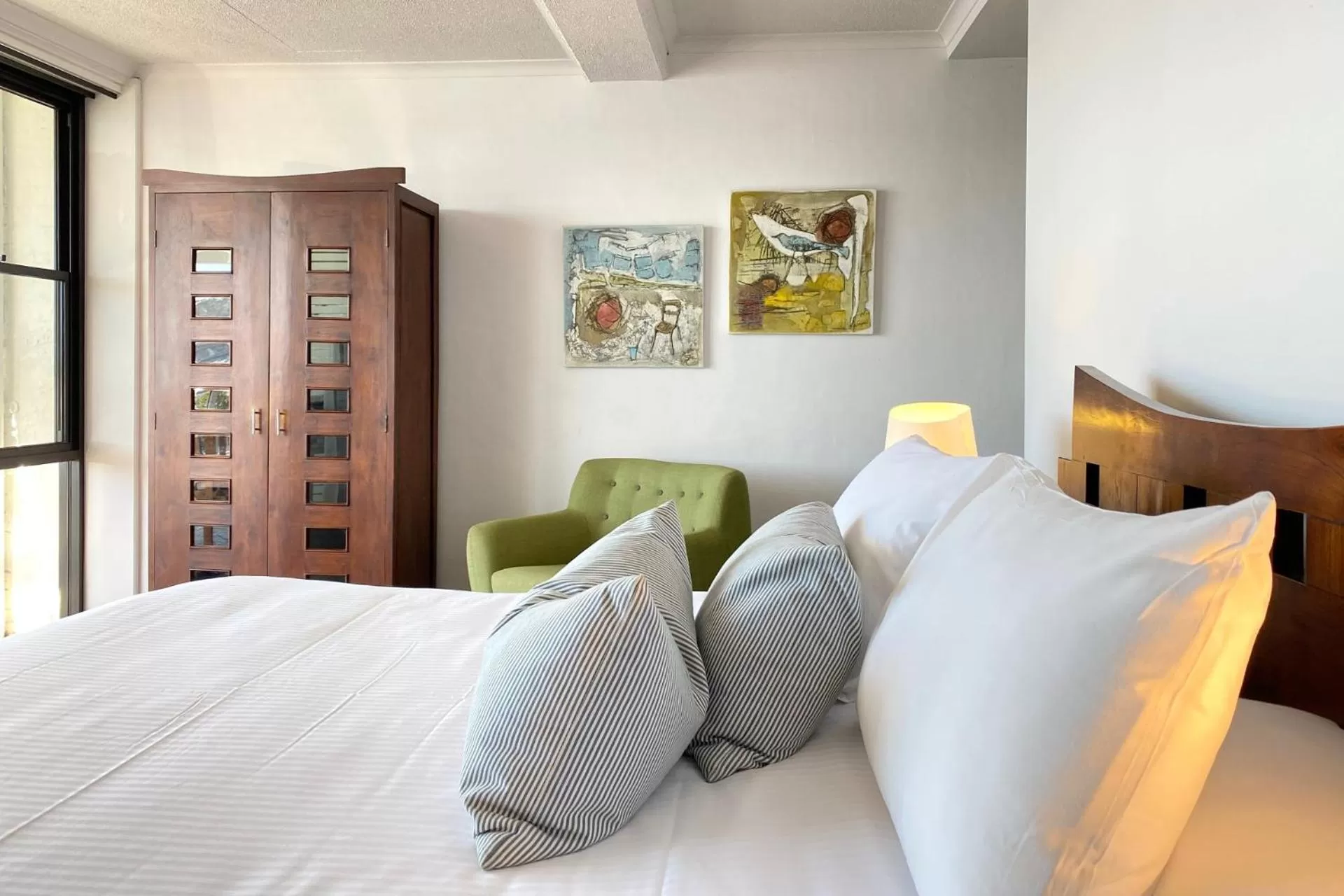 Bed in Bay Breeze Boutique Accommodation