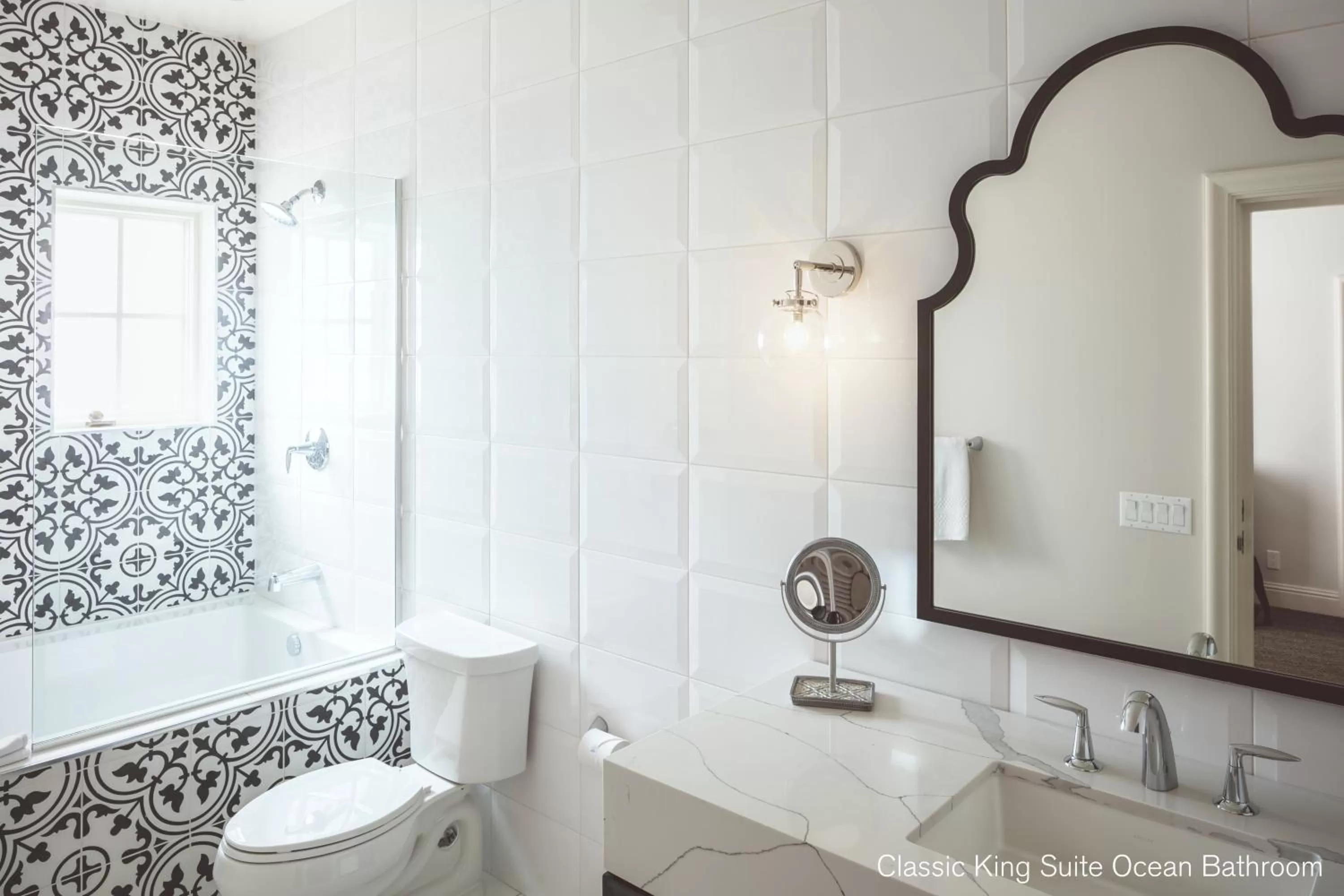 Bathroom in La Valencia Hotel