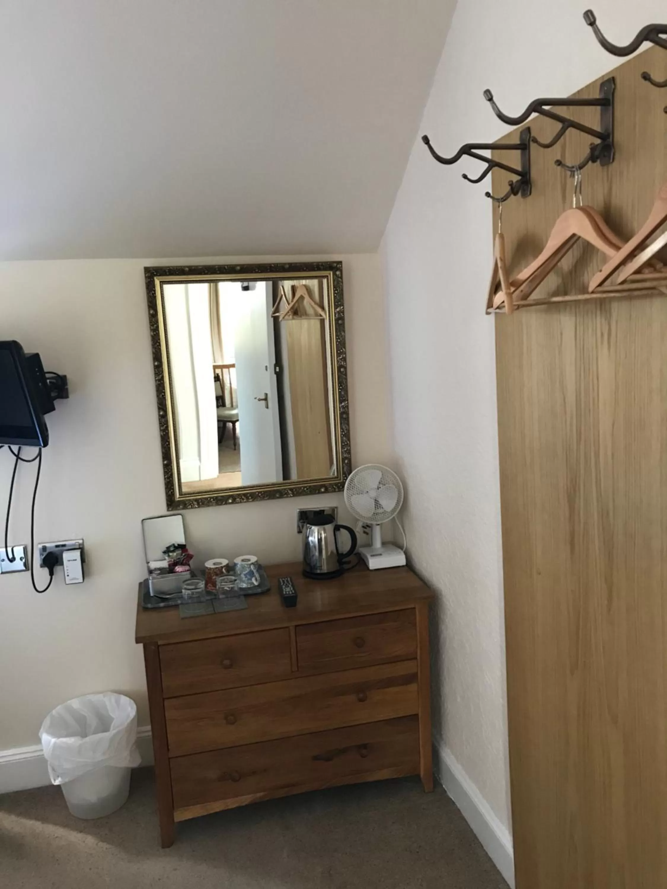 Photo of the whole room in Ravenswood Guest House