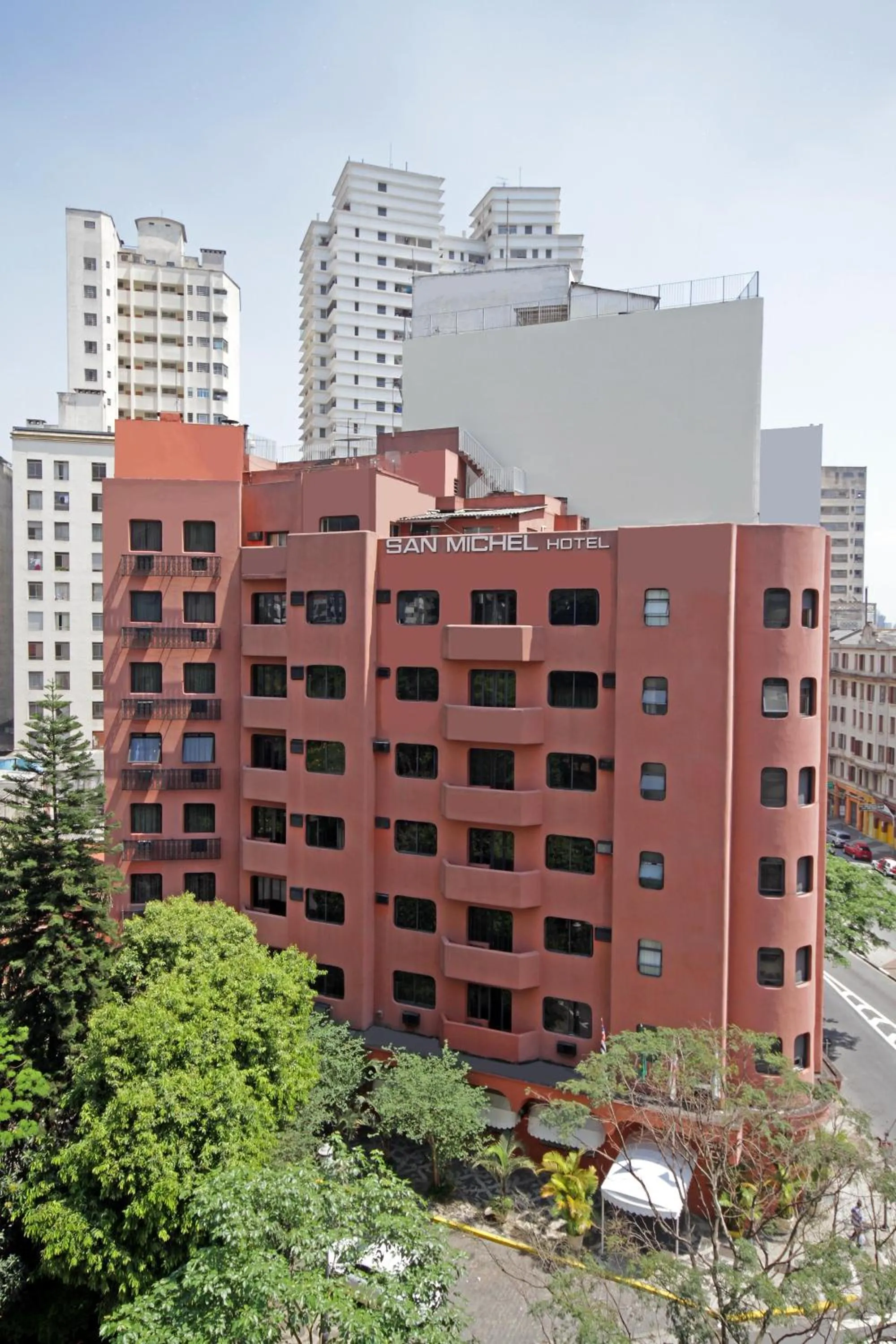 Facade/entrance in San Michel Hotel