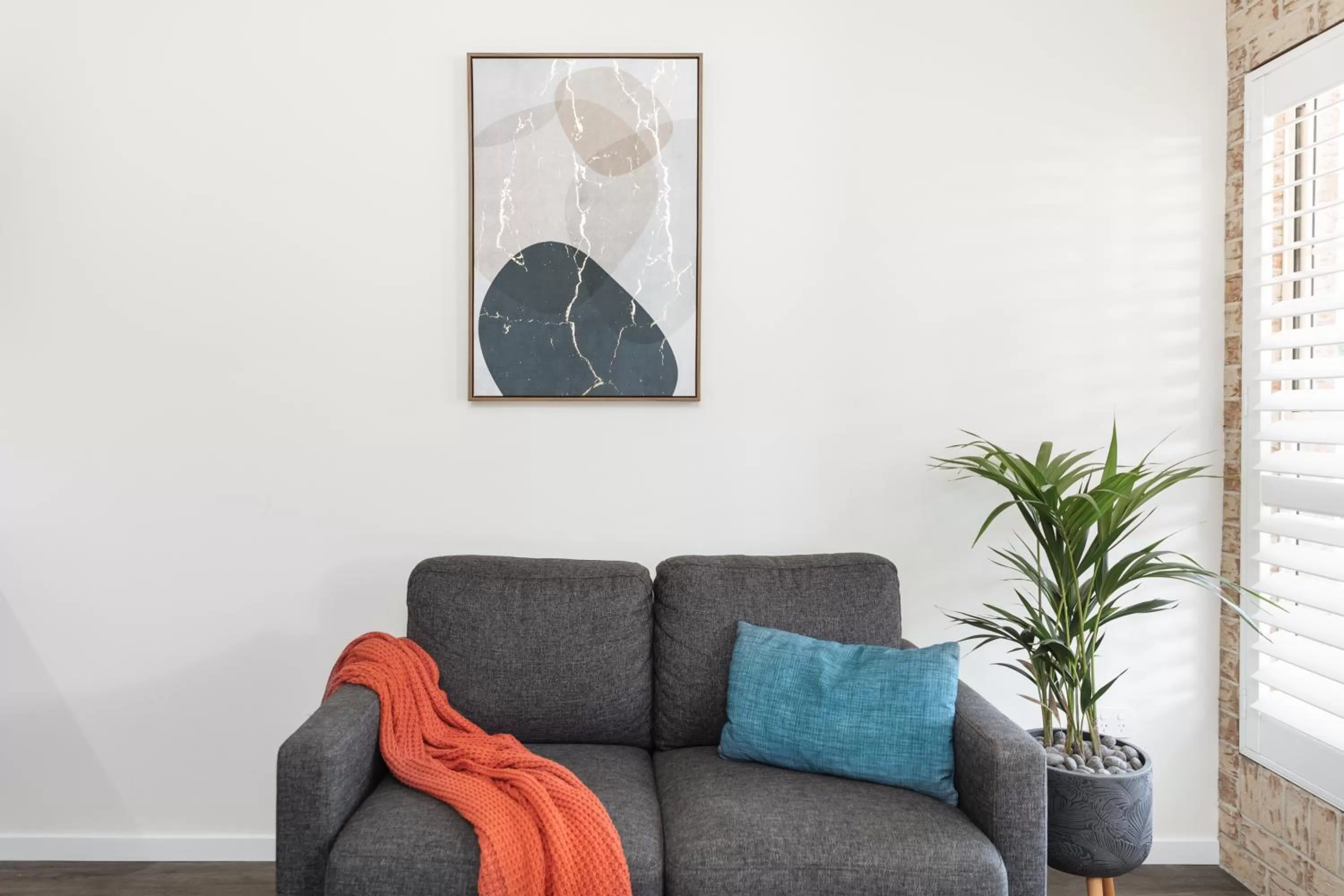 Living room in Coopers Colonial Motel