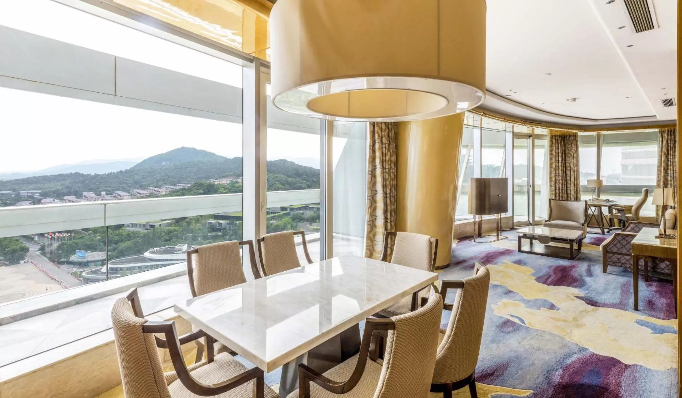 Living room in Sheraton Huzhou Taihu Lake Hot Spring Resort & Spa