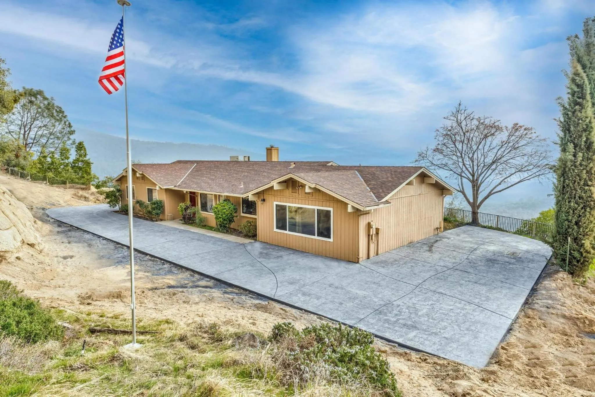 Property building in Mountain Trail Lodge and Vacation Rentals