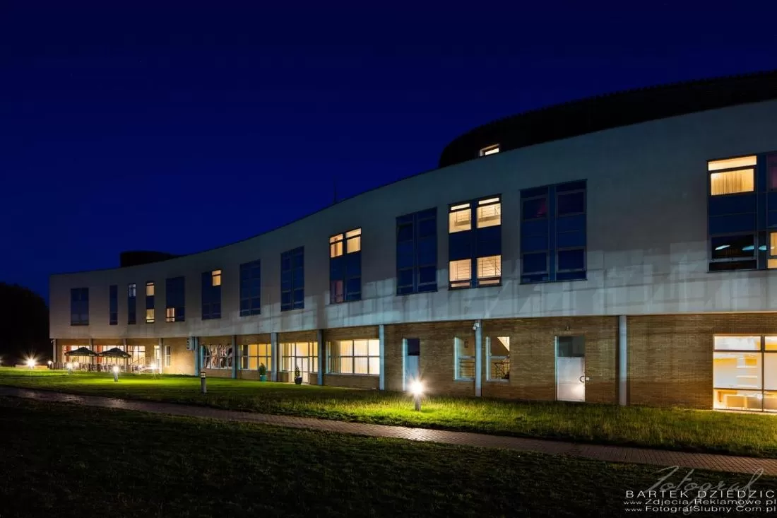 Night in Hotel Victor Pruszków DeSilva