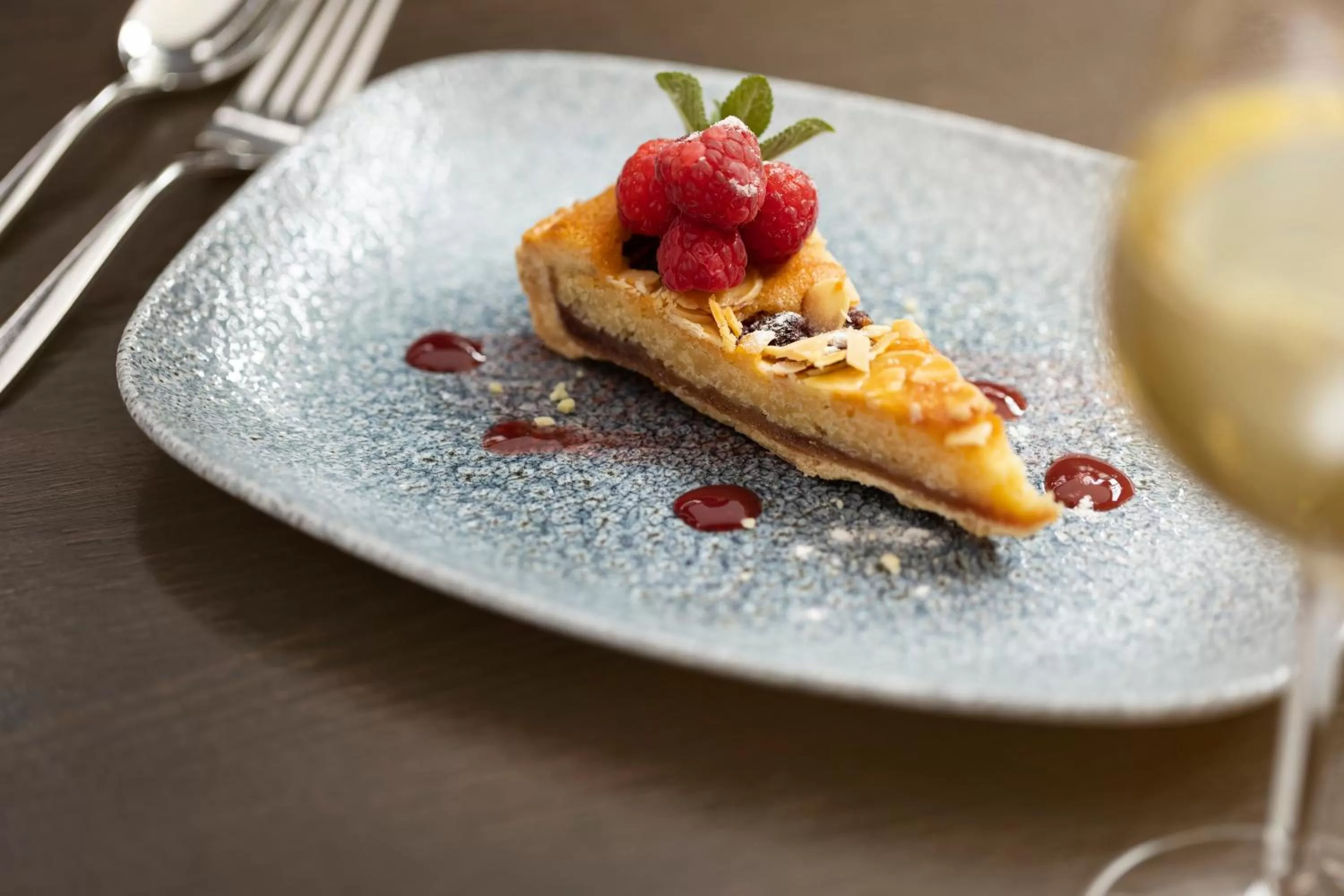 Restaurant/places to eat in Crowne Plaza Solihull by IHG