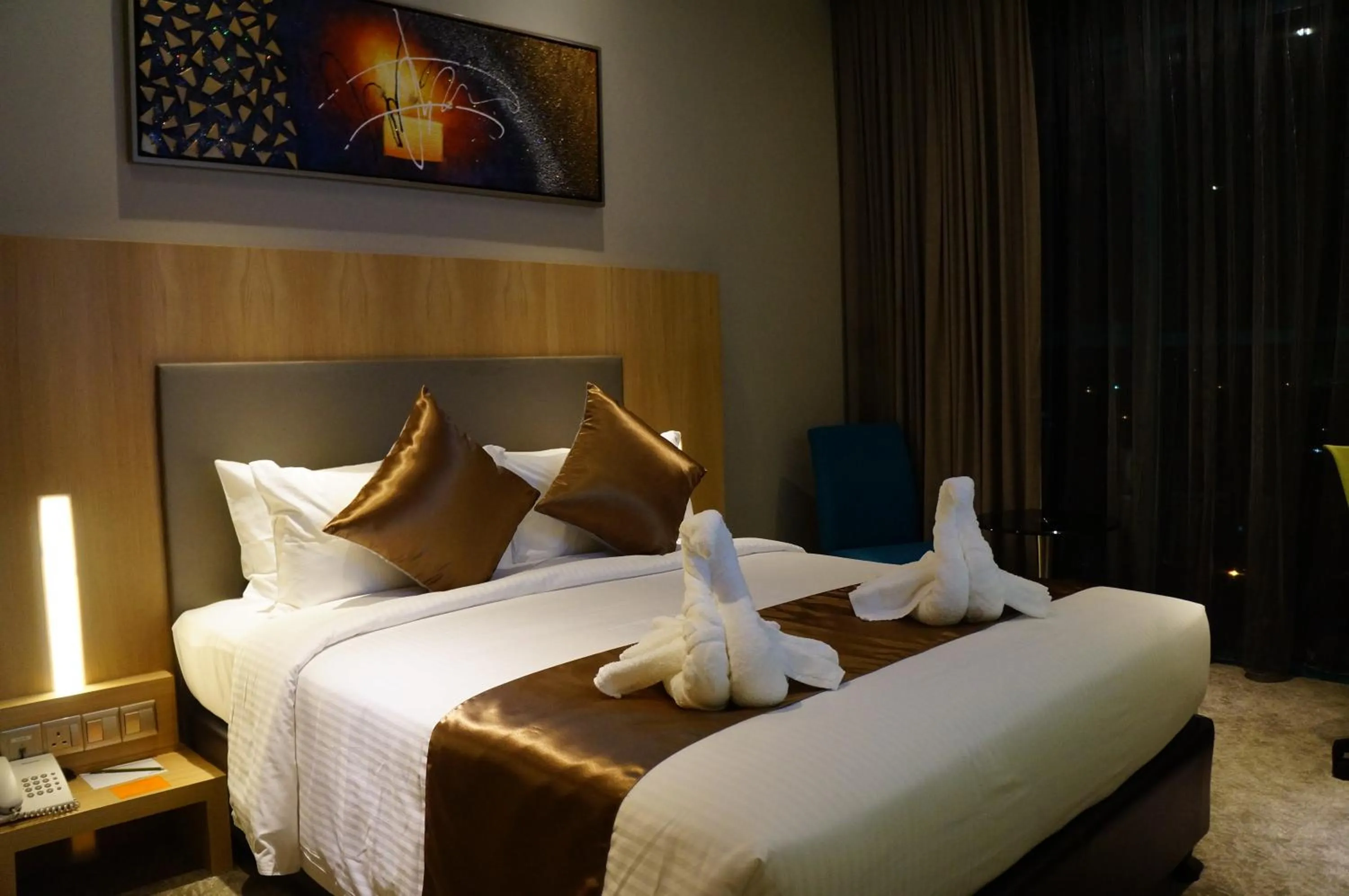 Bedroom, Bed in Greens Hotel & Suites