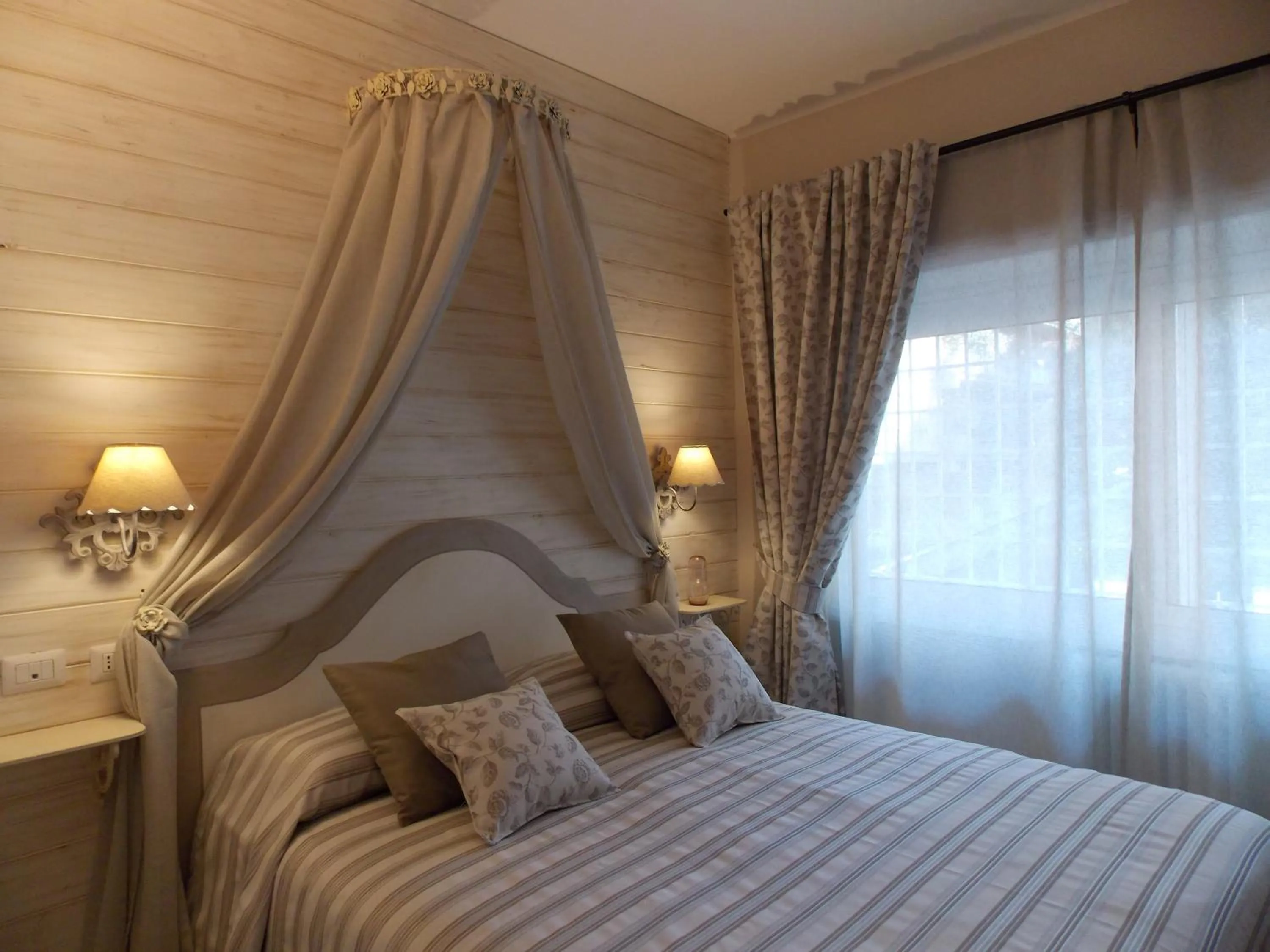 Bedroom, Bed in Casa Tua Vaticano Guest House