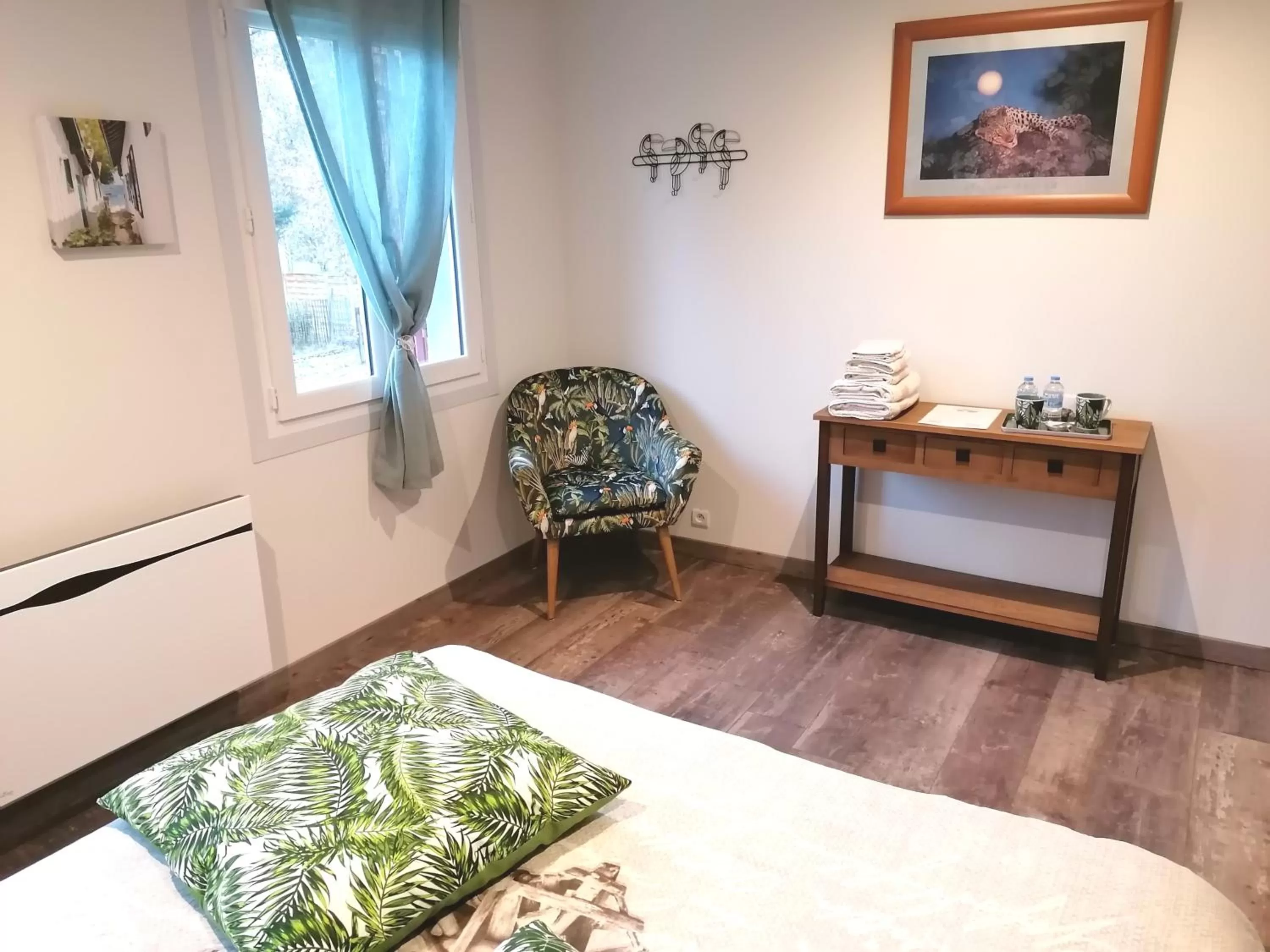 Bedroom, Bed in La résinière