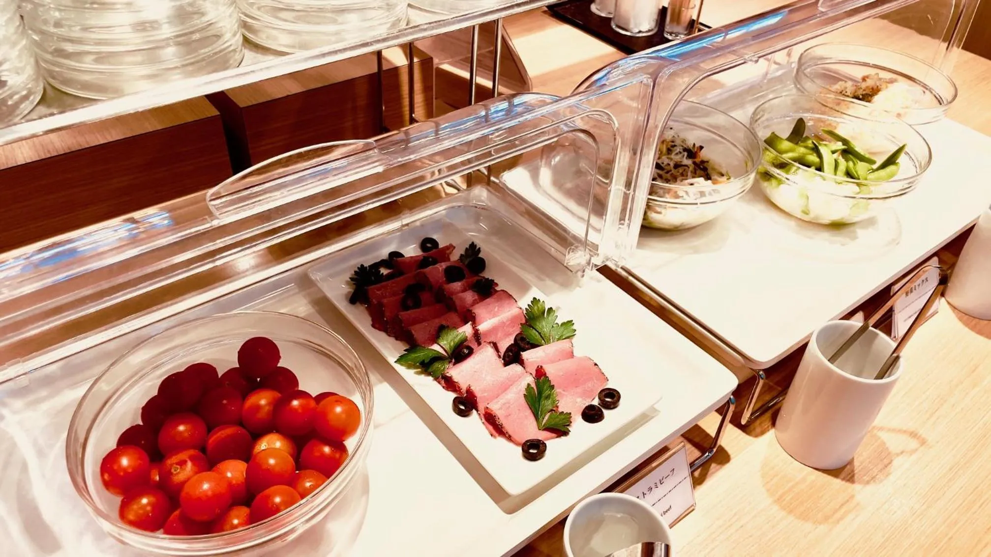 Restaurant/places to eat in Dormy Inn Premium Tokyo Kodenmacho