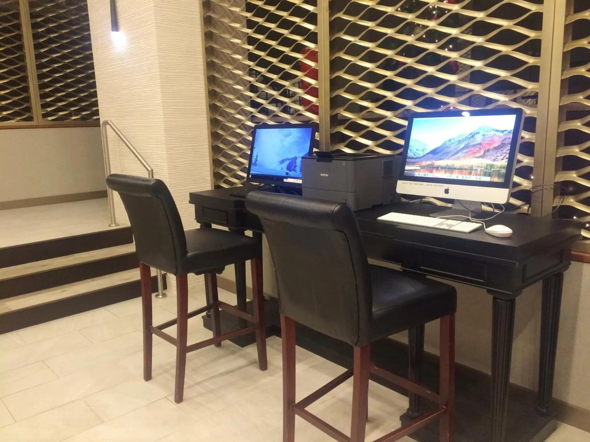 Business facilities in APA Hotel Woodbridge