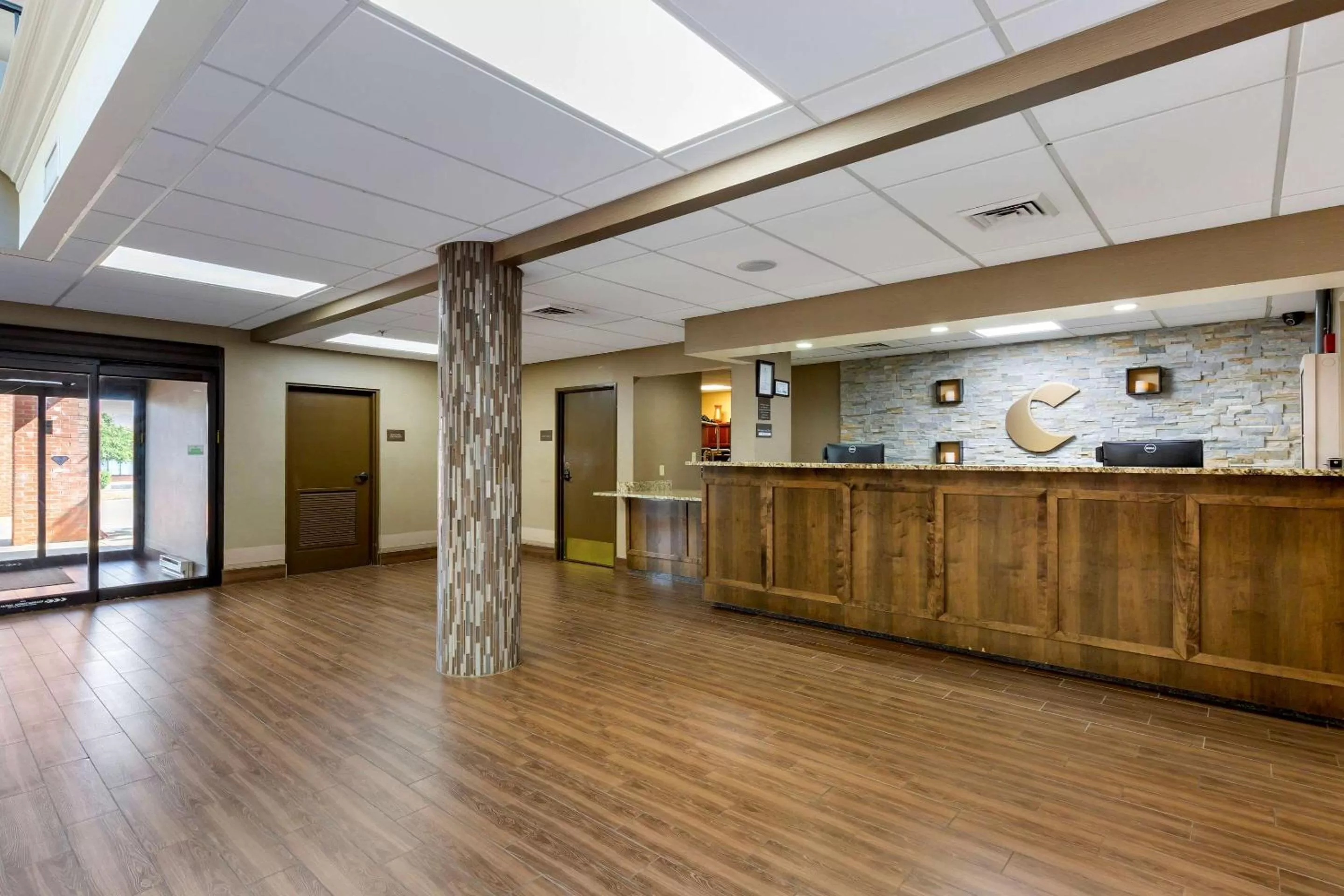 Lobby or reception in Comfort Suites Fredericksburg South