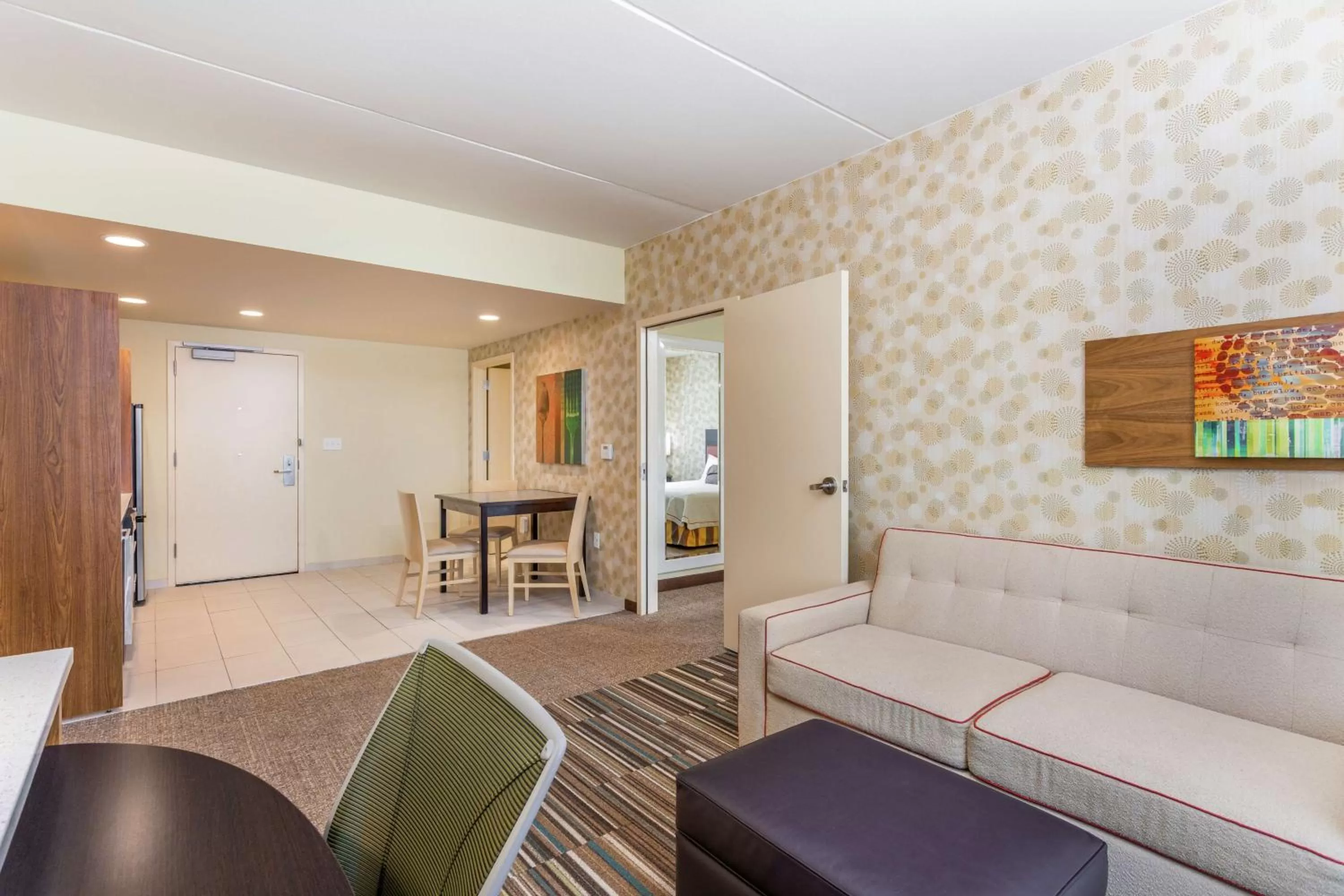 Bedroom in Home2 Suites by Hilton Albany Airport/Wolf Rd