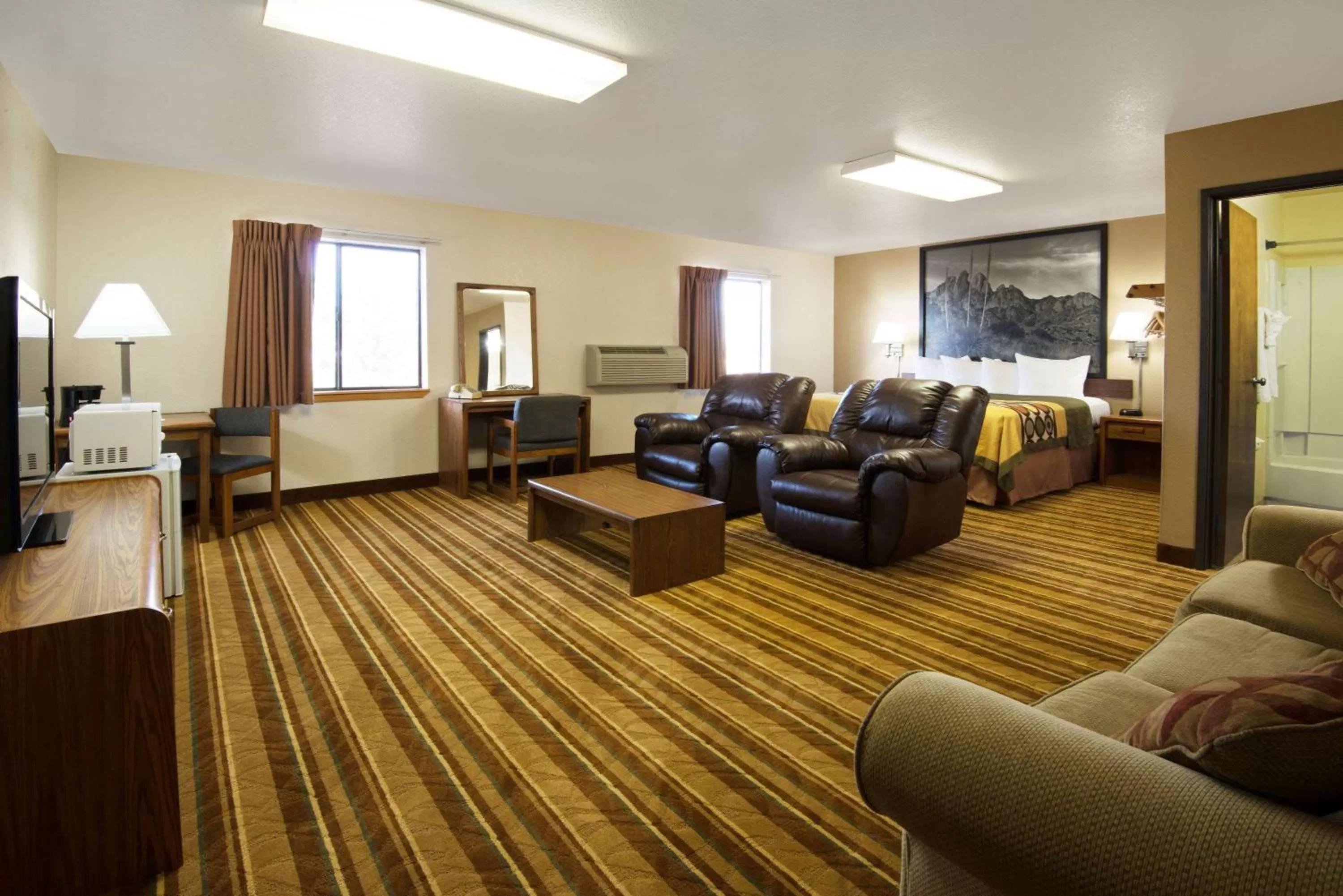 Photo of the whole room in Super 8 by Wyndham Las Cruces/White Sands Area