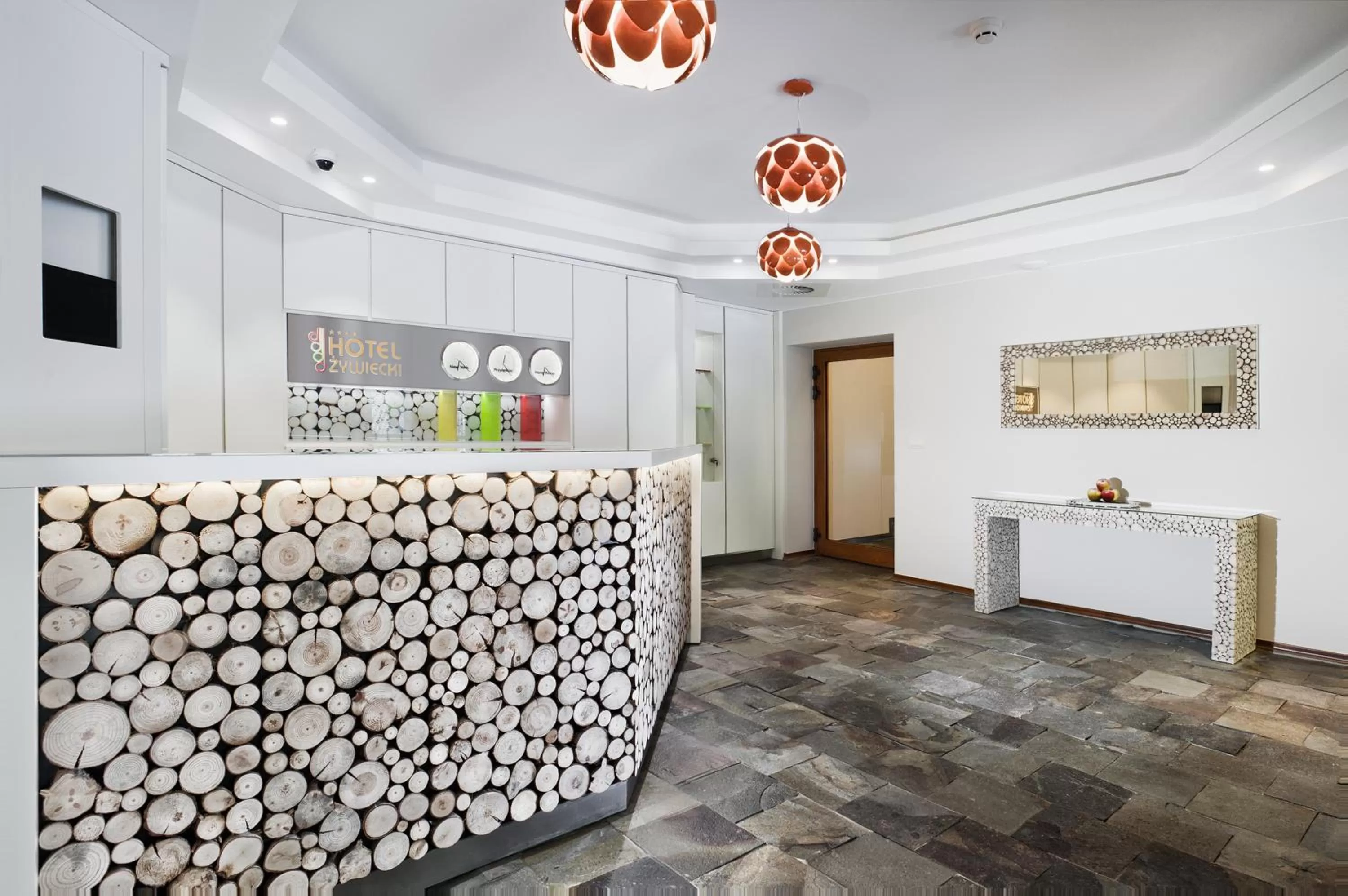 Lobby or reception in Hotel Żywiecki Medical SPA & Sport Żywiec