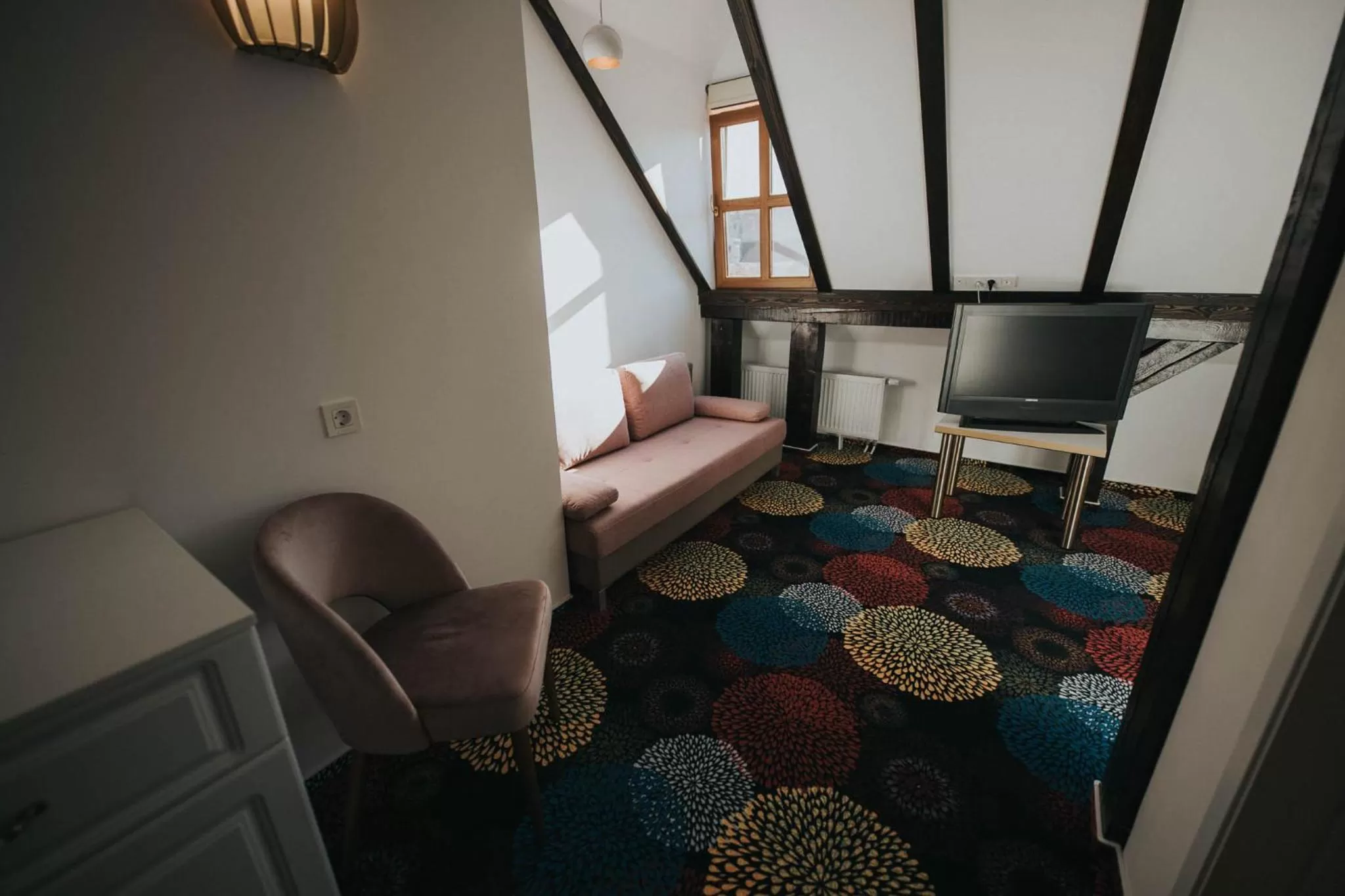 TV and multimedia, Bed in Hotel Marabella