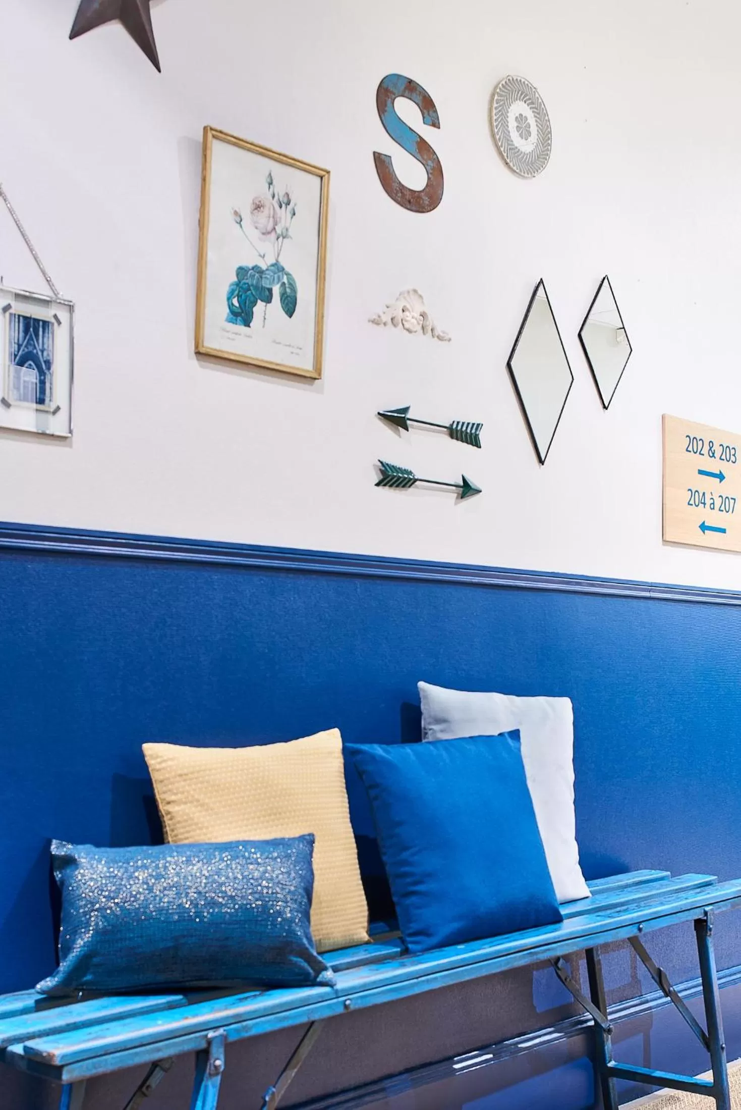 Property building in Hôtel Stanley by HappyCulture