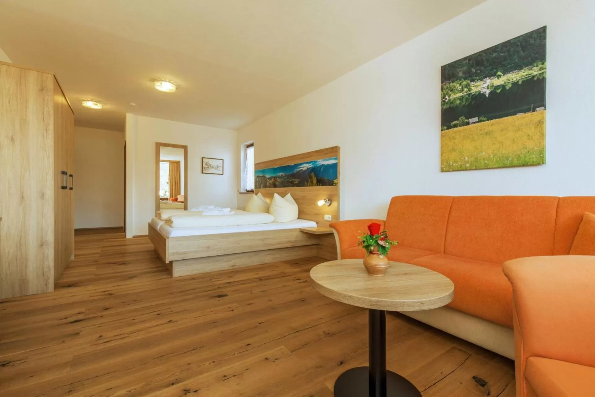 Photo of the whole room in Appartementhaus Dachsteinblick