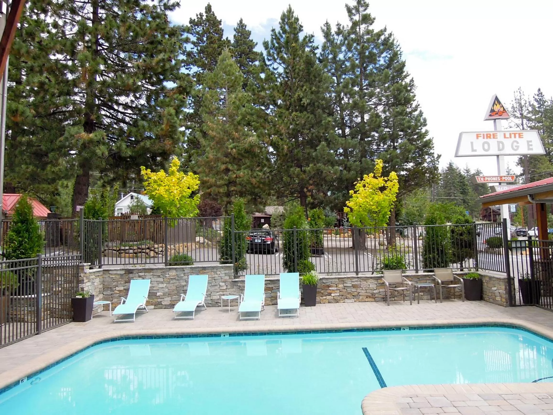 Pool view in Firelite Lodge