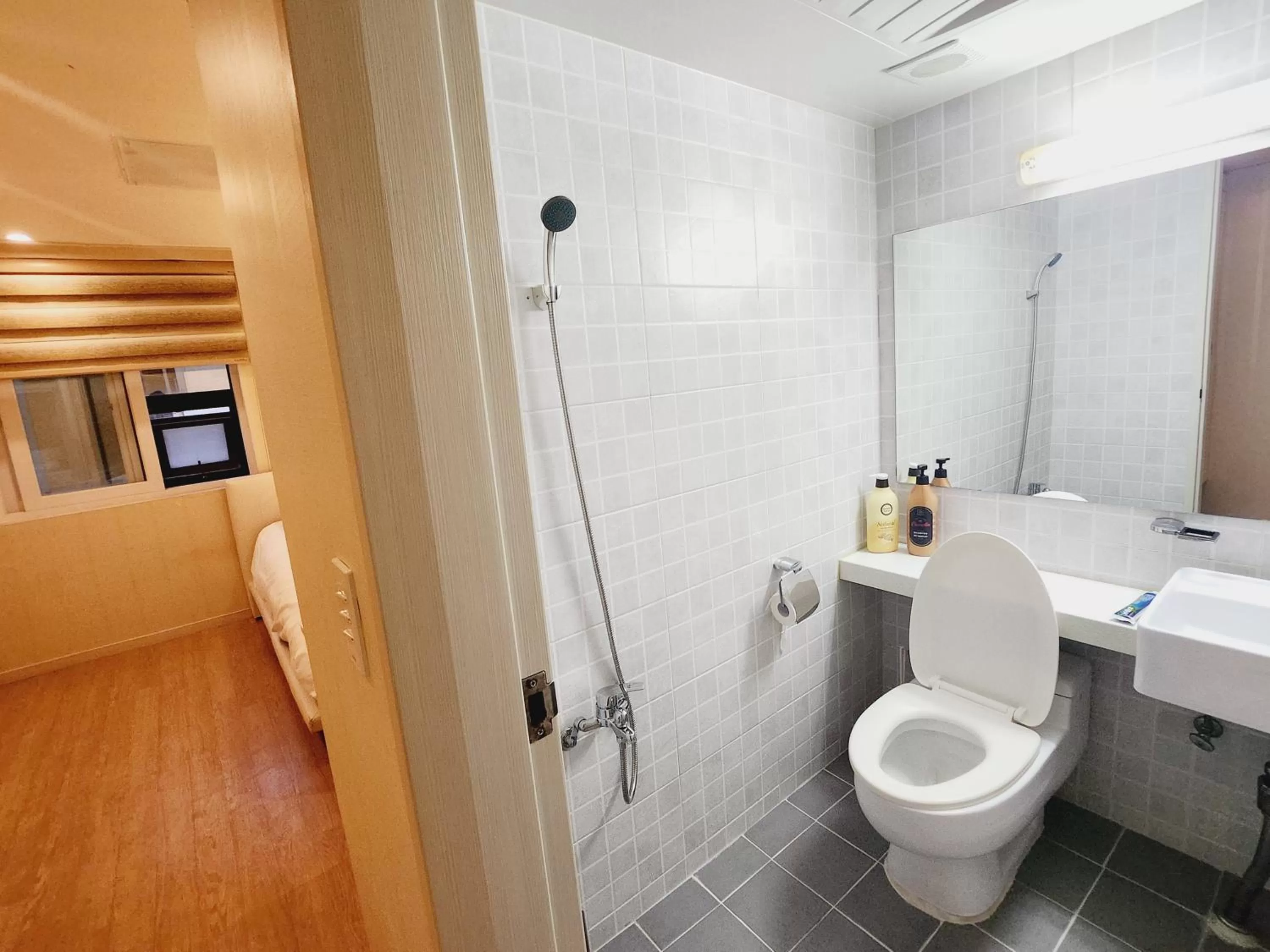 Toilet in Olive hostel R(Residence)