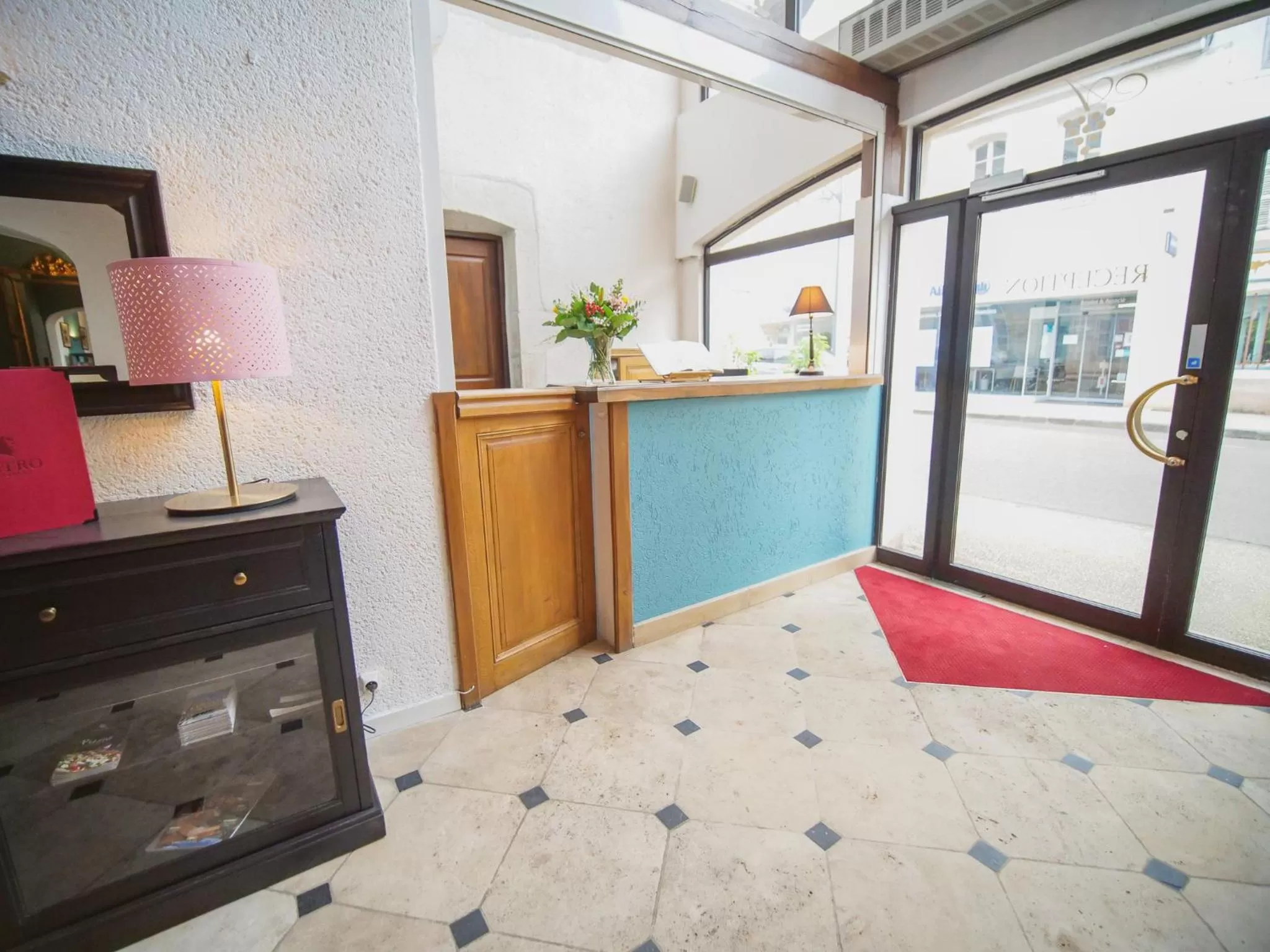 Property building in Hotel Athanor Centre