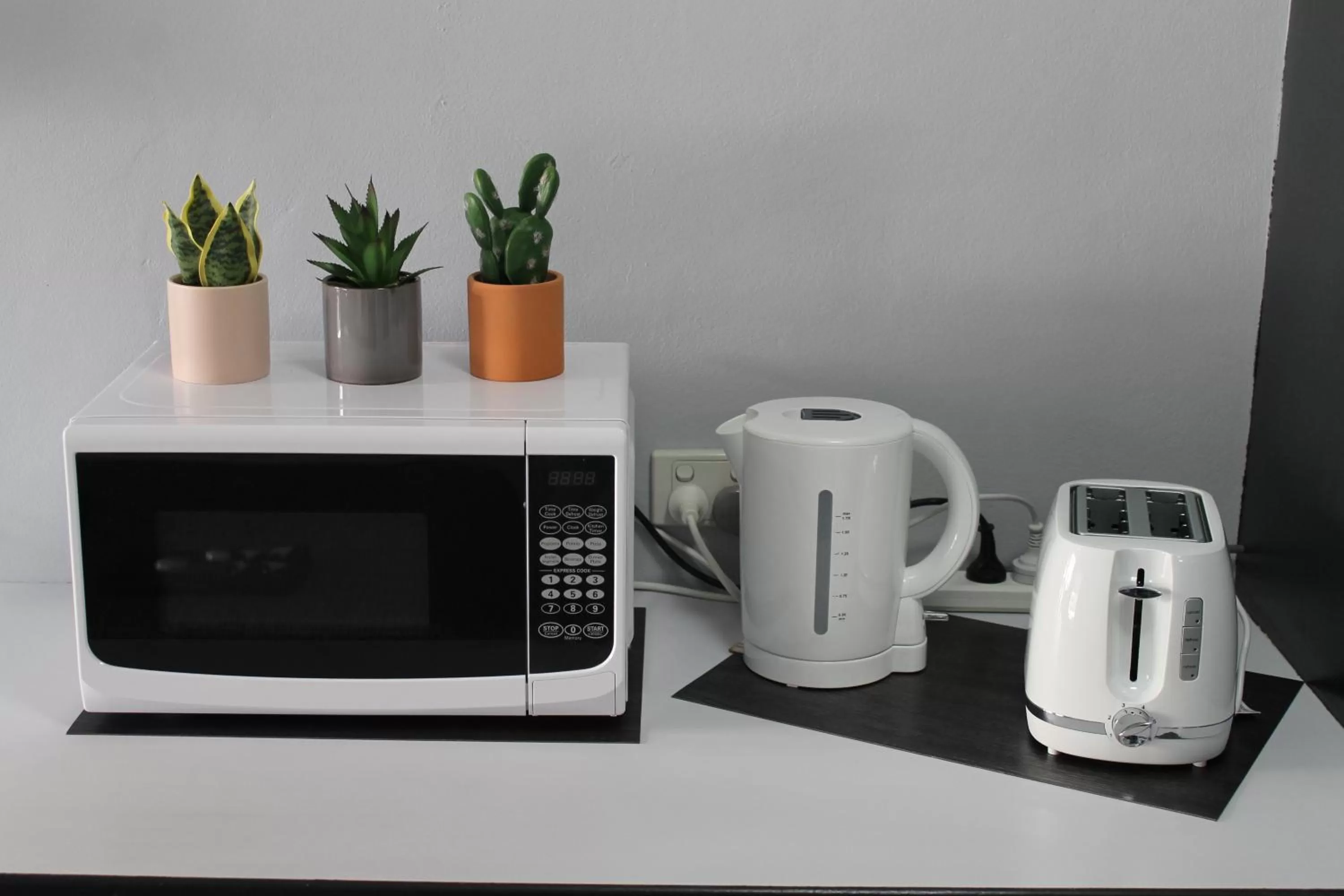 Coffee/tea facilities in Limassol Motel