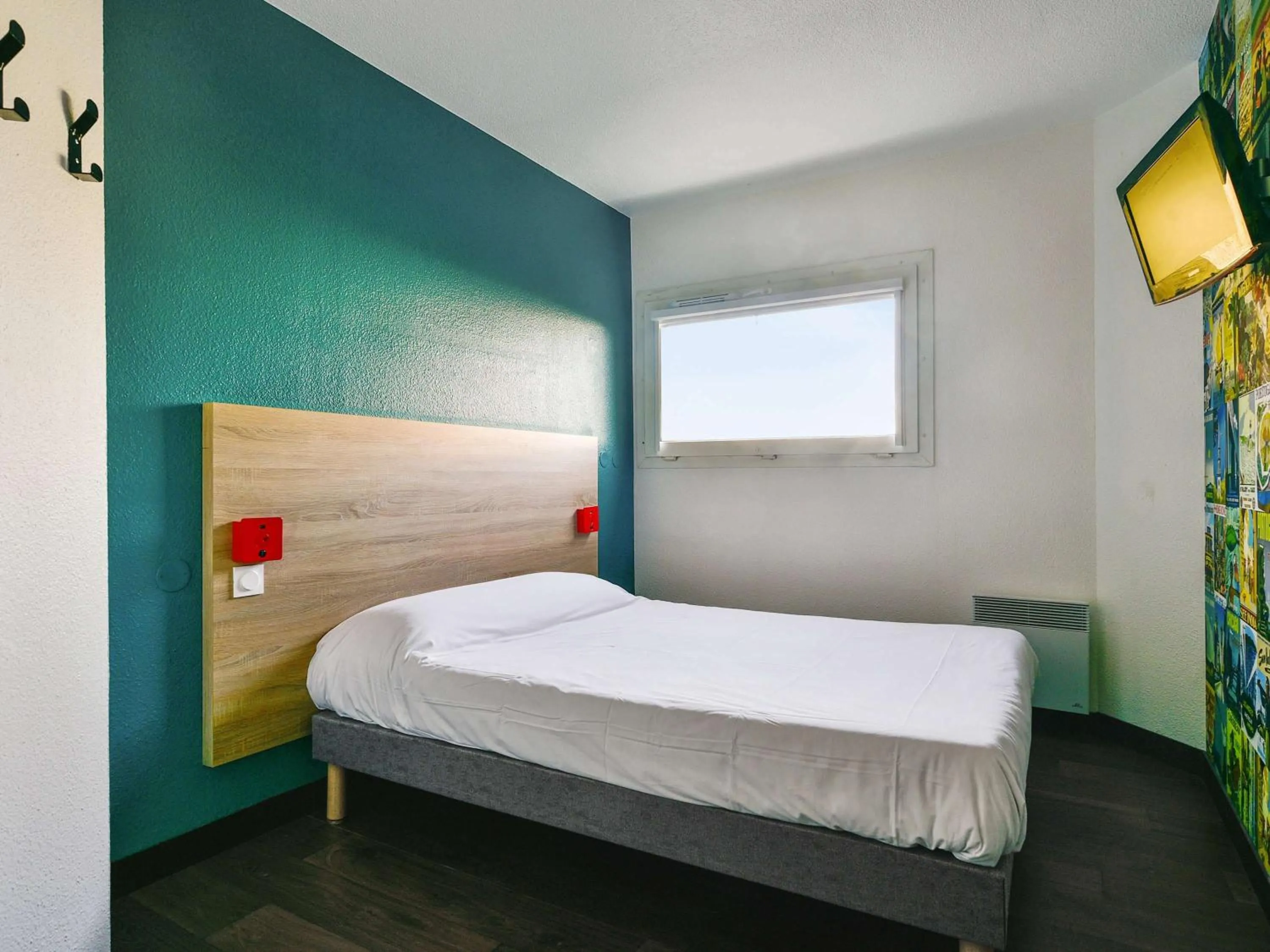 Photo of the whole room, Bed in hôtel F1 Strasbourg Sud La Vigie