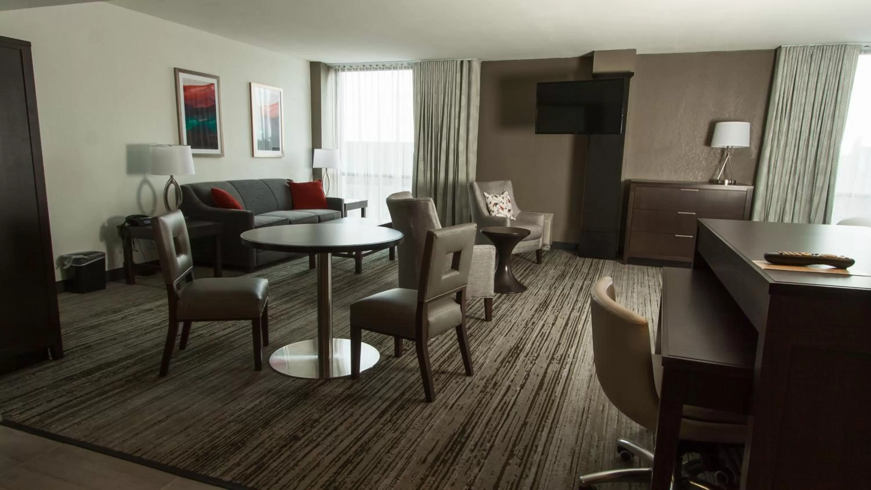 Executive King Room - Hearing Accessible in Holiday Inn Alexandria - Downtown, an IHG Hotel