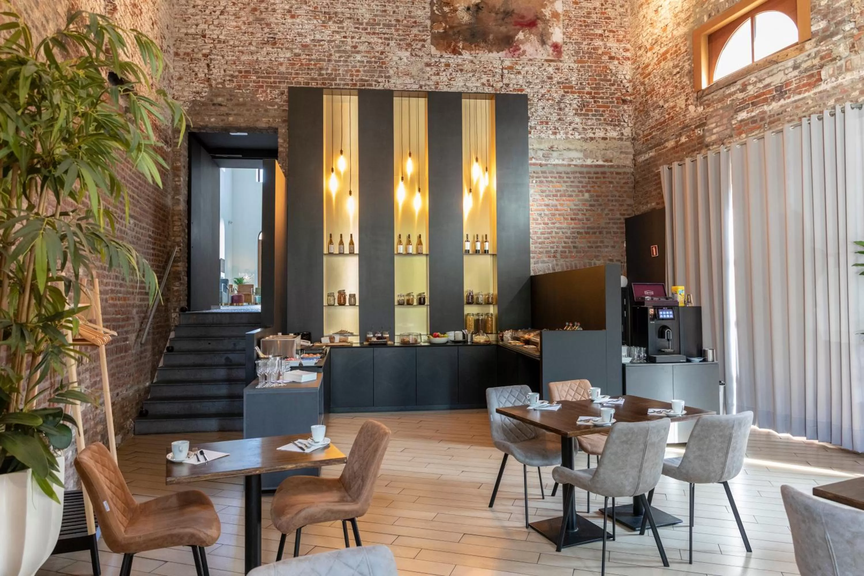 Breakfast in Eburon Hotel