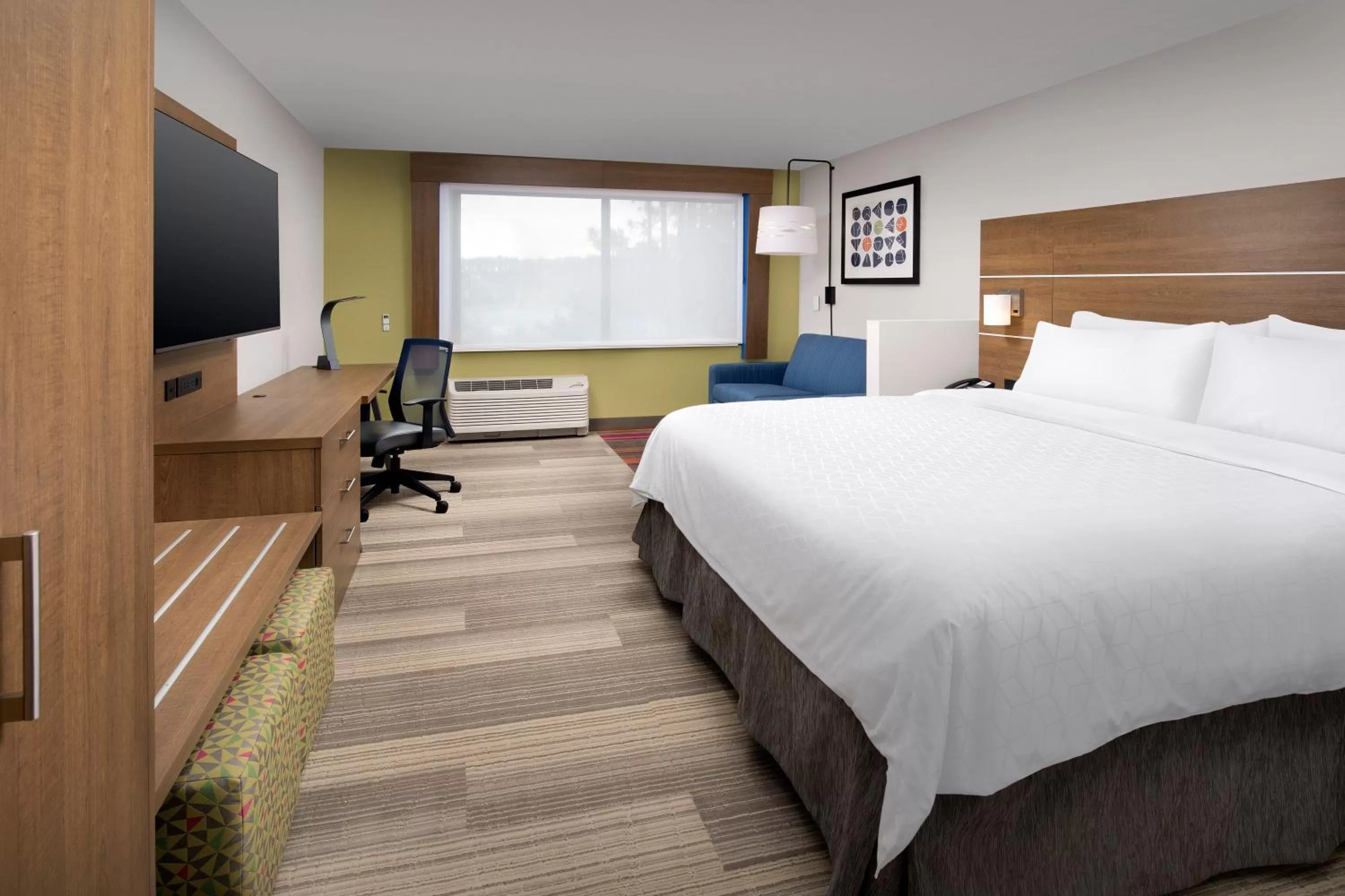 Photo of the whole room, Bed in Holiday Inn Express Atlanta SW - Newnan by IHG