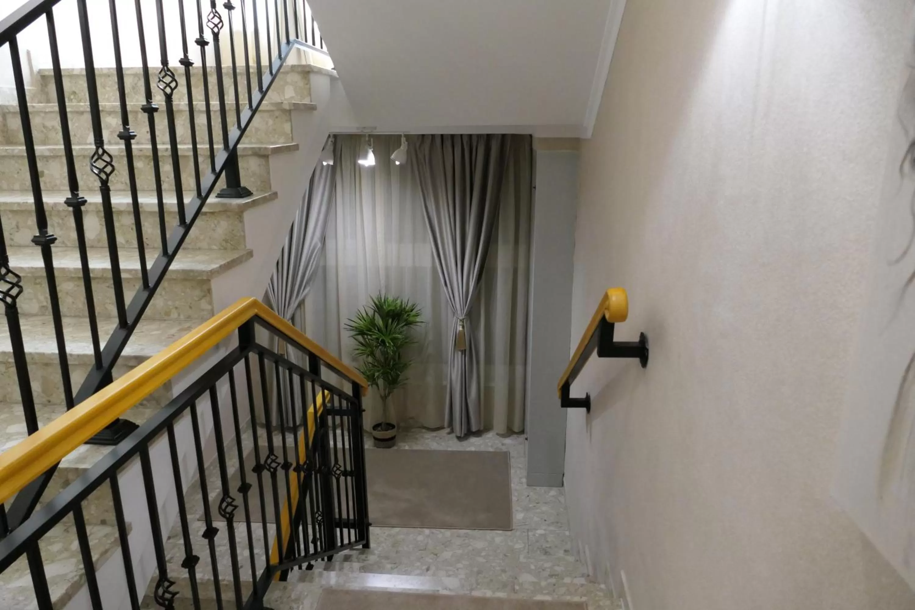 Staff in Hotel MEDITERRANEO