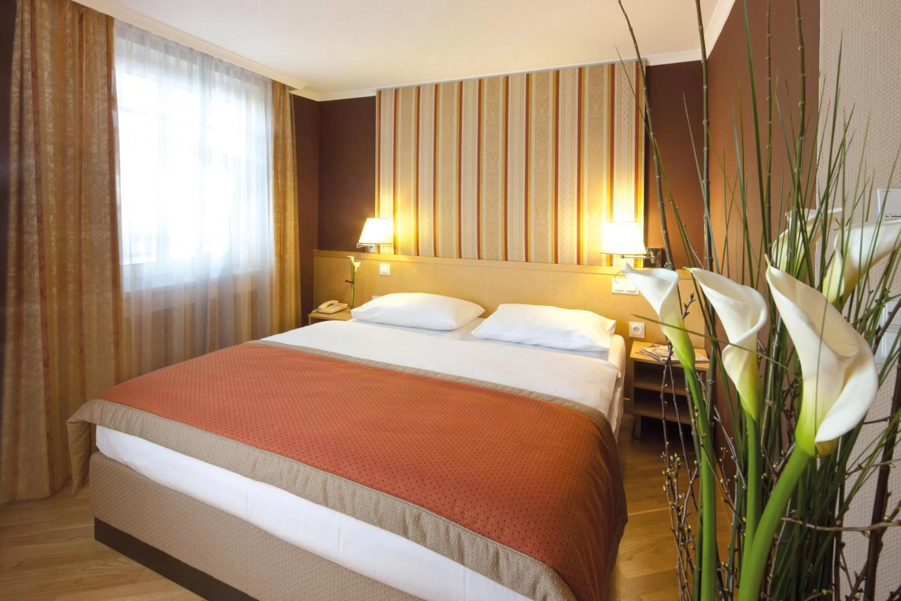 Bed in Austria Trend Hotel Ananas Wien