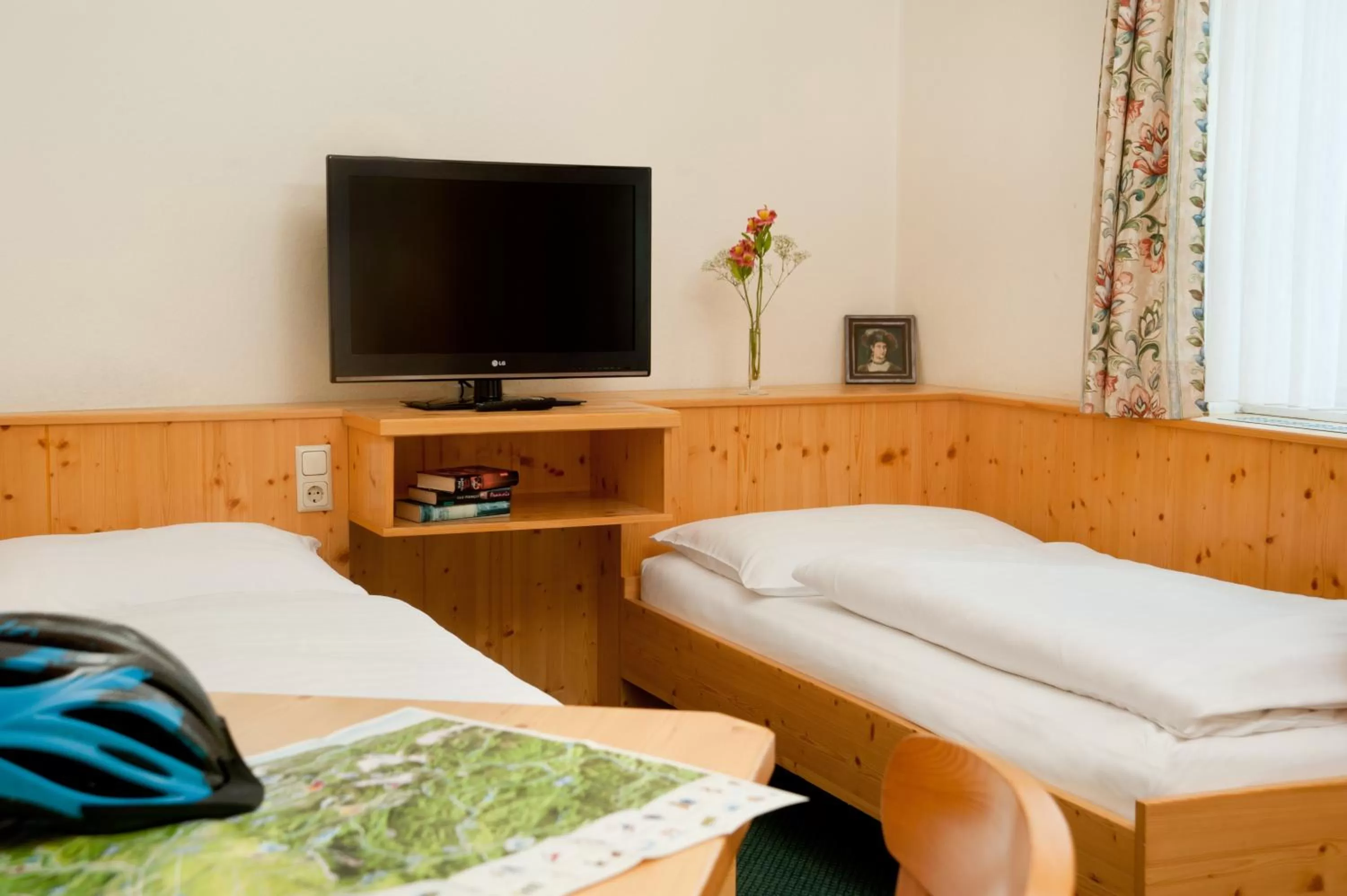 Bedroom, Bed in Hubertushof Fromwald Hotel und Gasthof