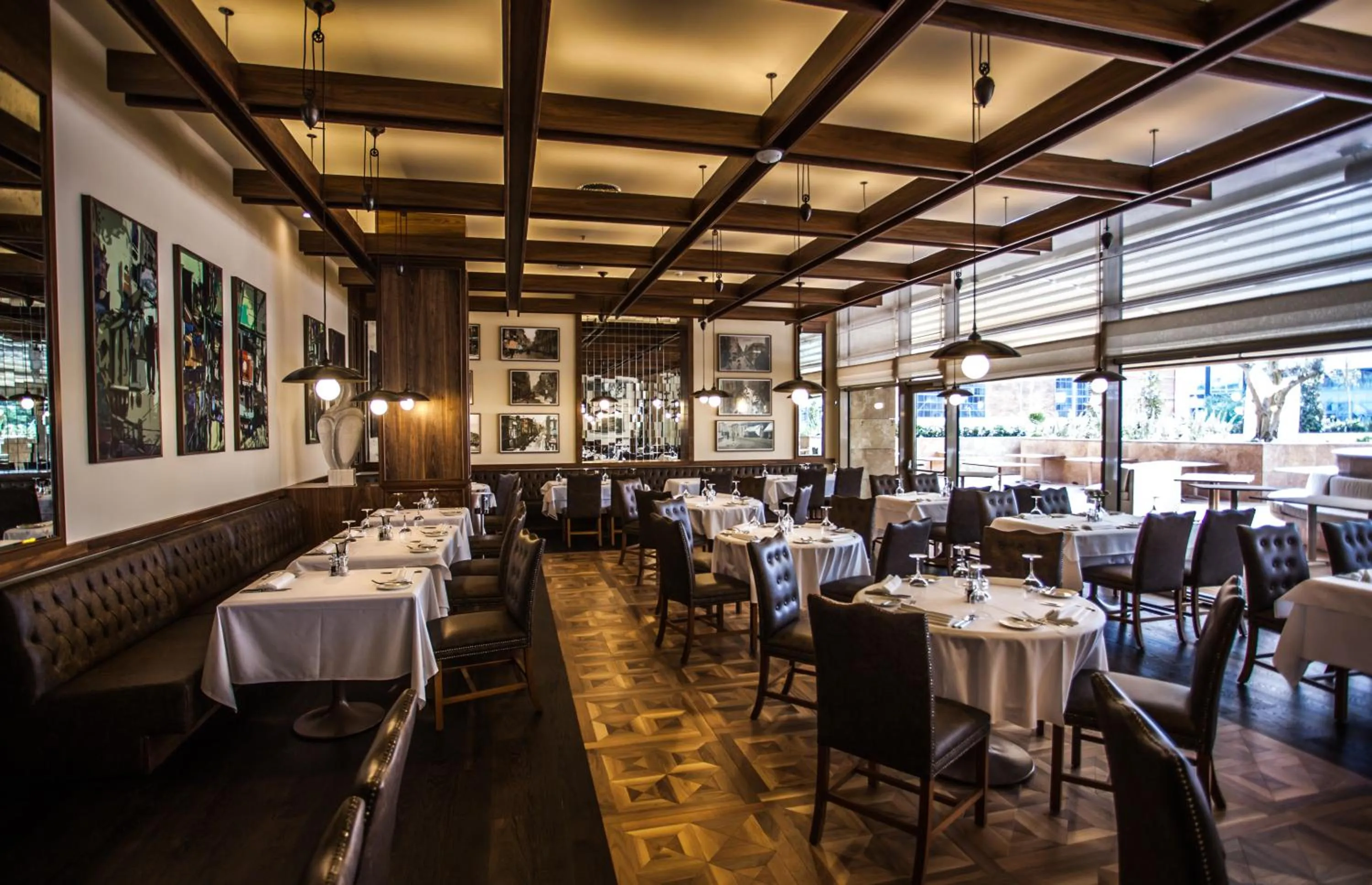 Restaurant/places to eat in Gorrion Hotel Istanbul