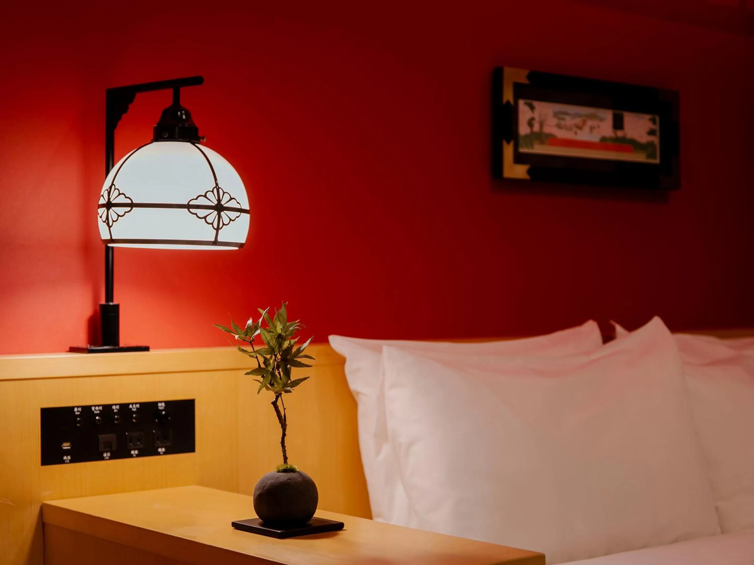 Photo of the whole room, Bed in Hotel Gracery Kyoto Sanjo