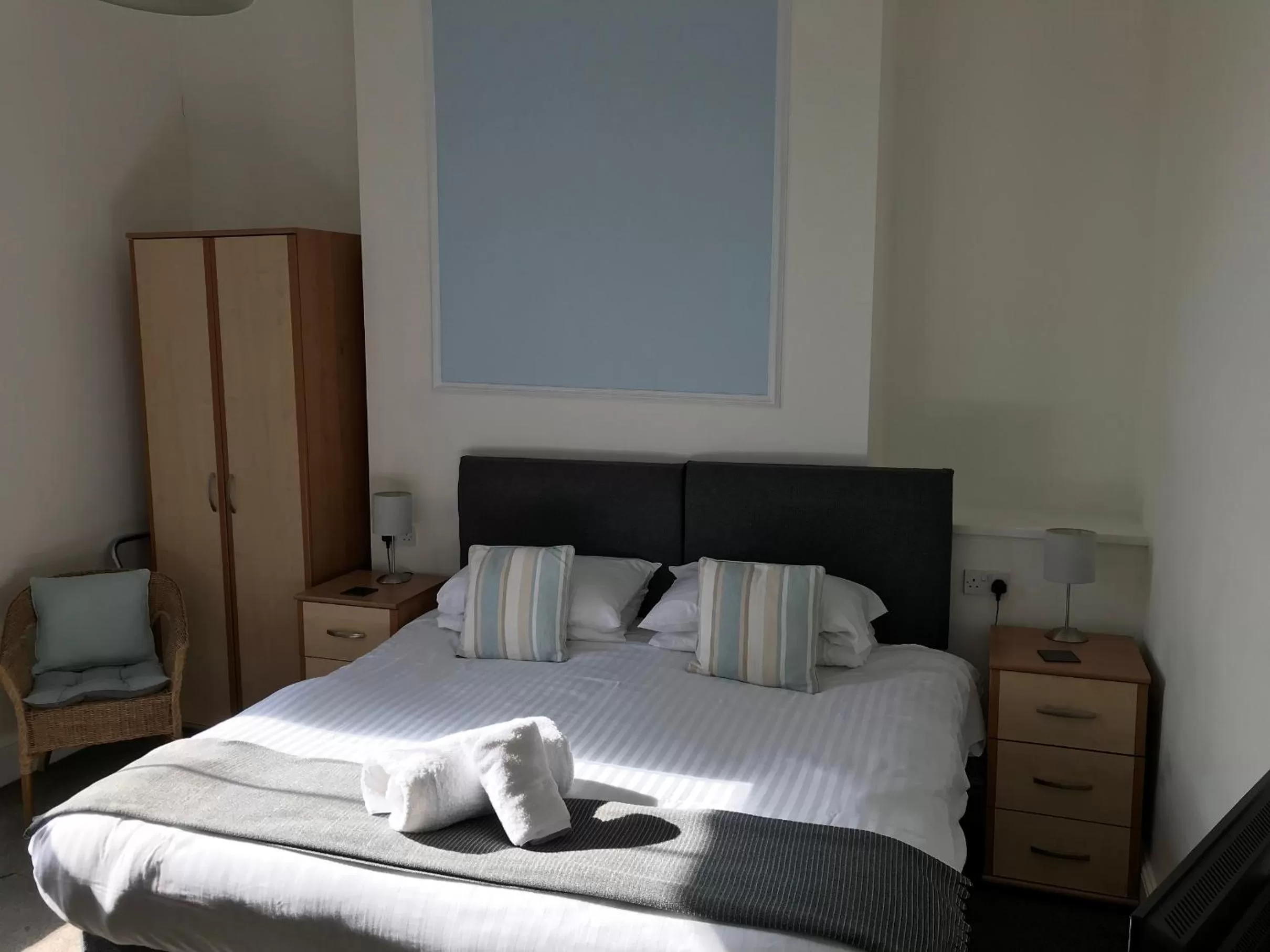 Bedroom, Bed in The Oasis Hotel