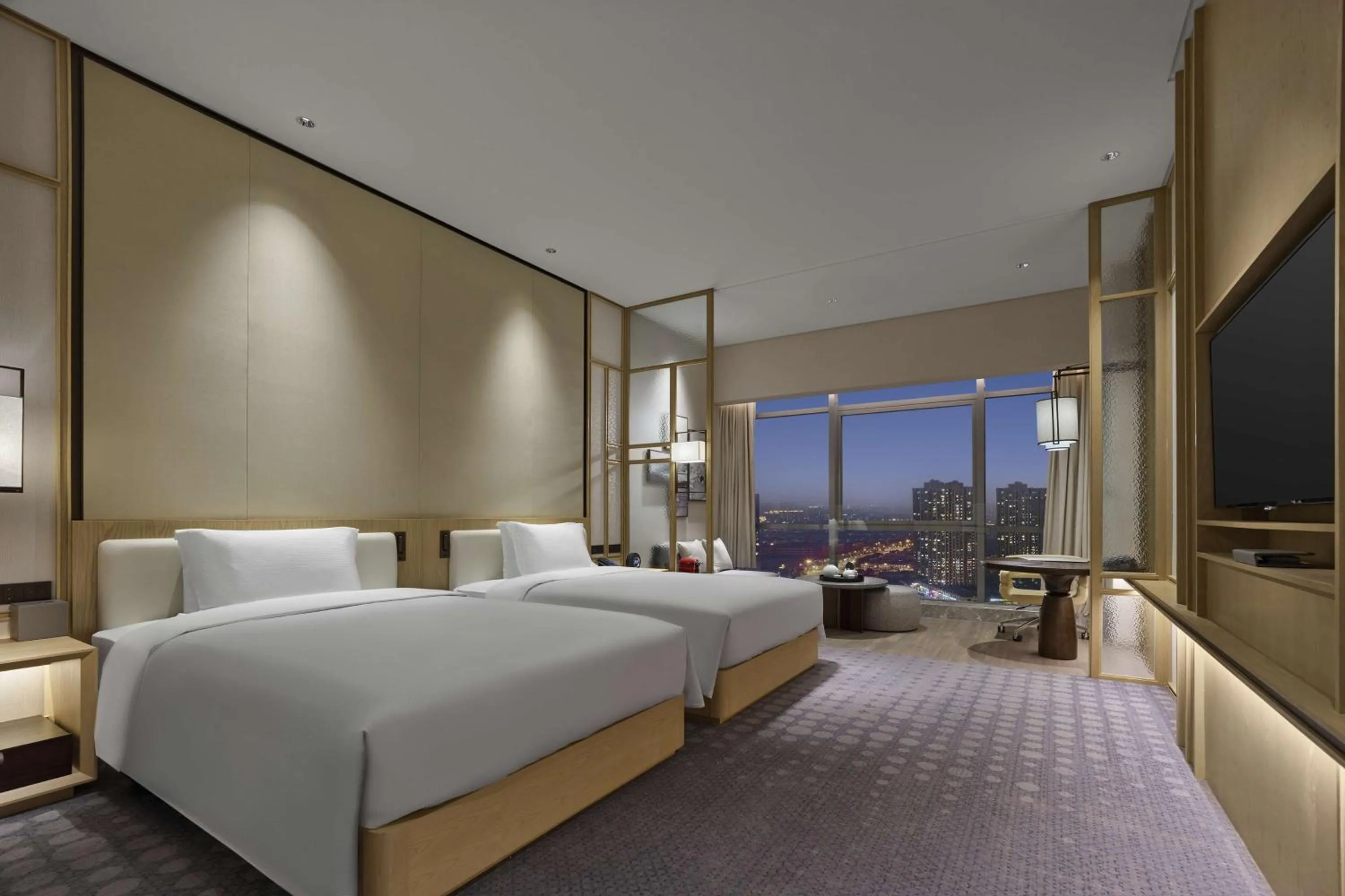 Living room, Bed in Hilton Suzhou Yinshan Lake