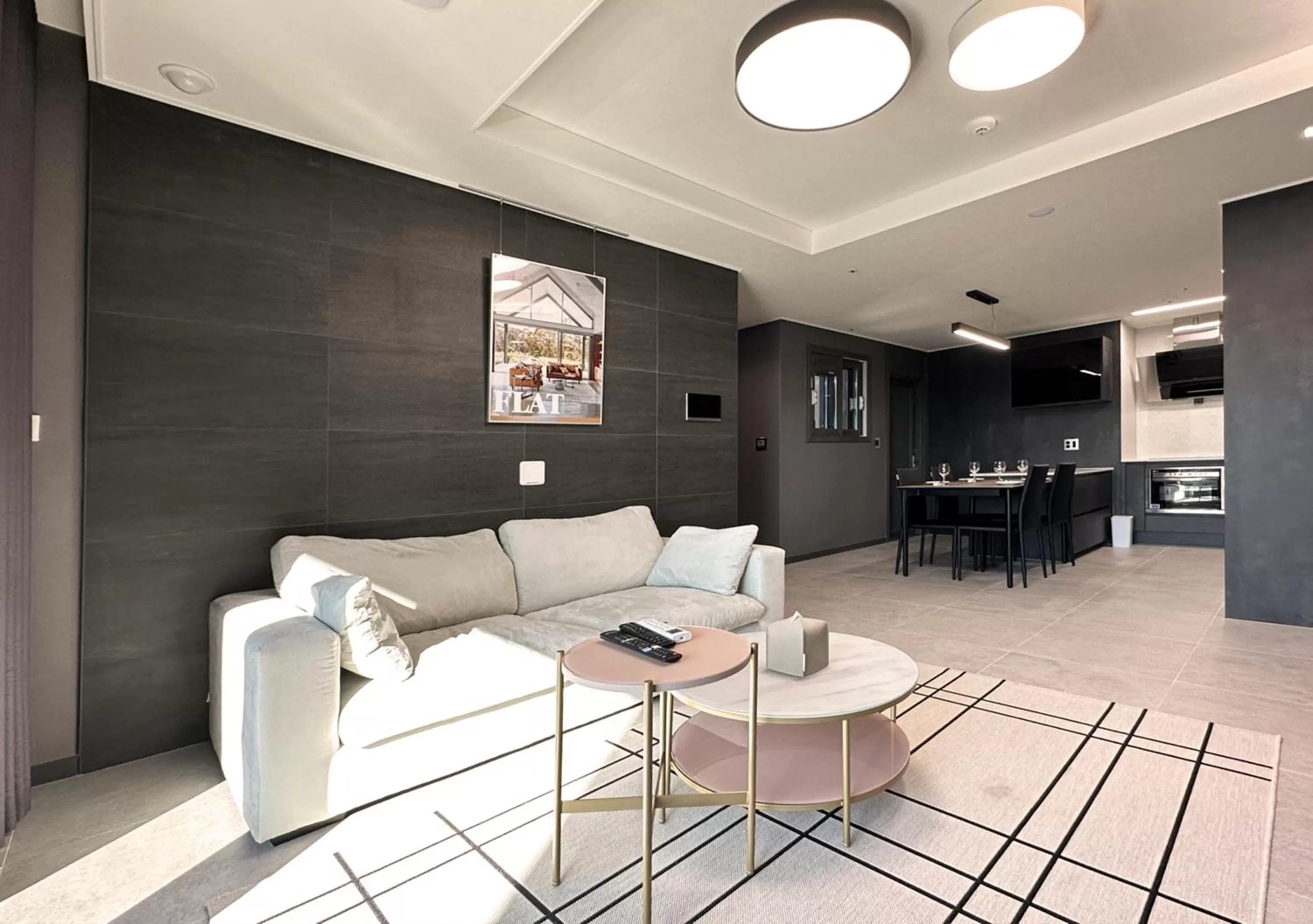 Kitchen or kitchenette in Y COLLECTION by UH FLAT OSIRIA