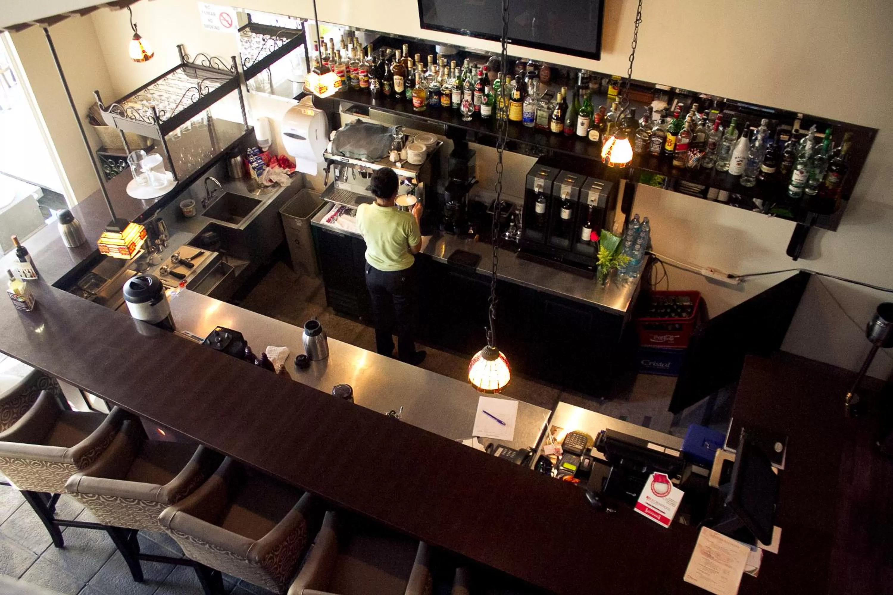 Lounge or bar in La Riviera Hotel