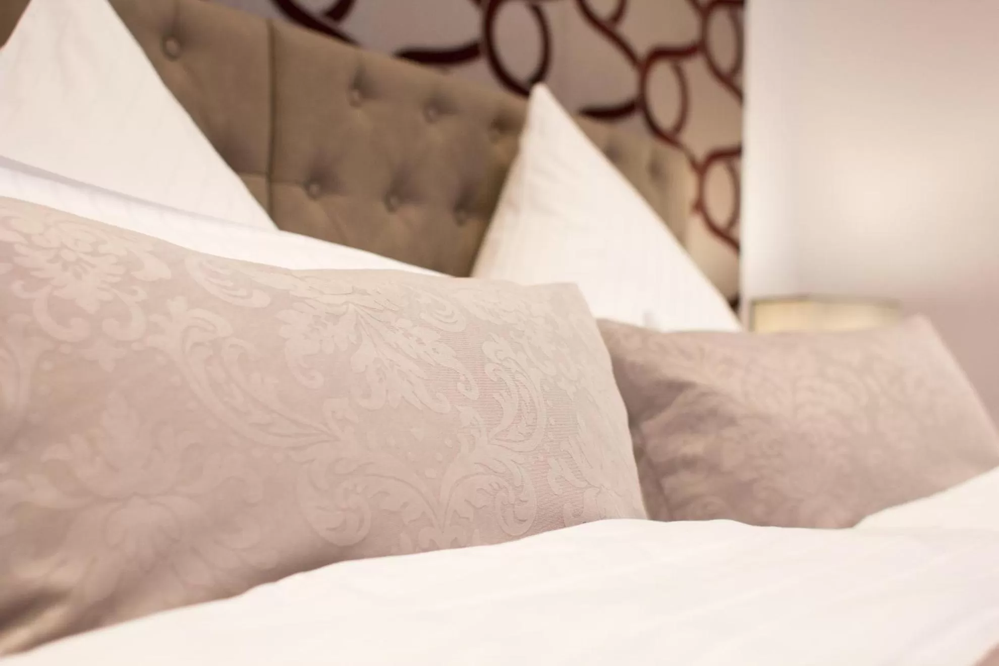 Living room, Bed in anders Kontorhaus Hotel