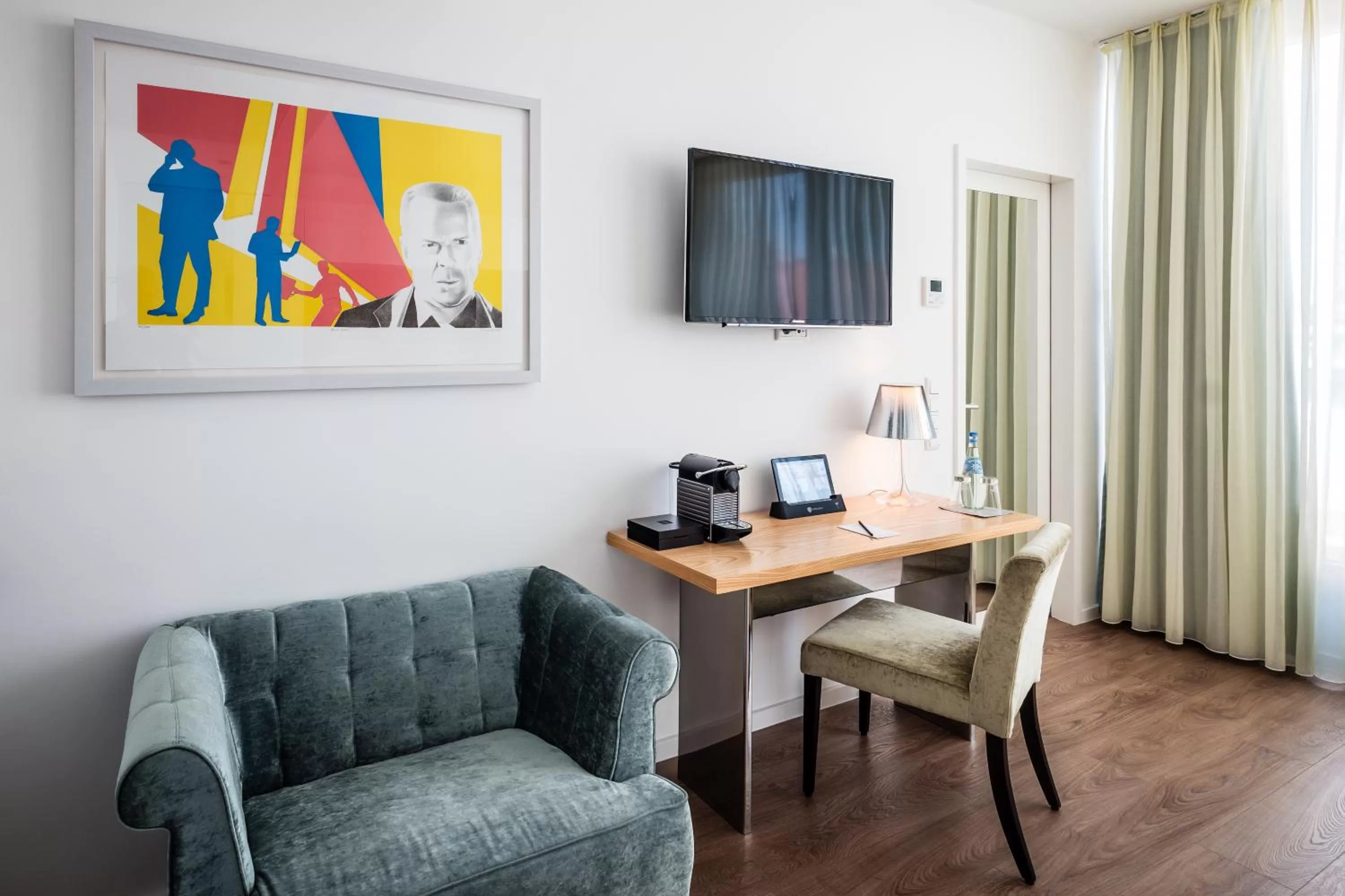 TV and multimedia in Art Hotel City Leipzig