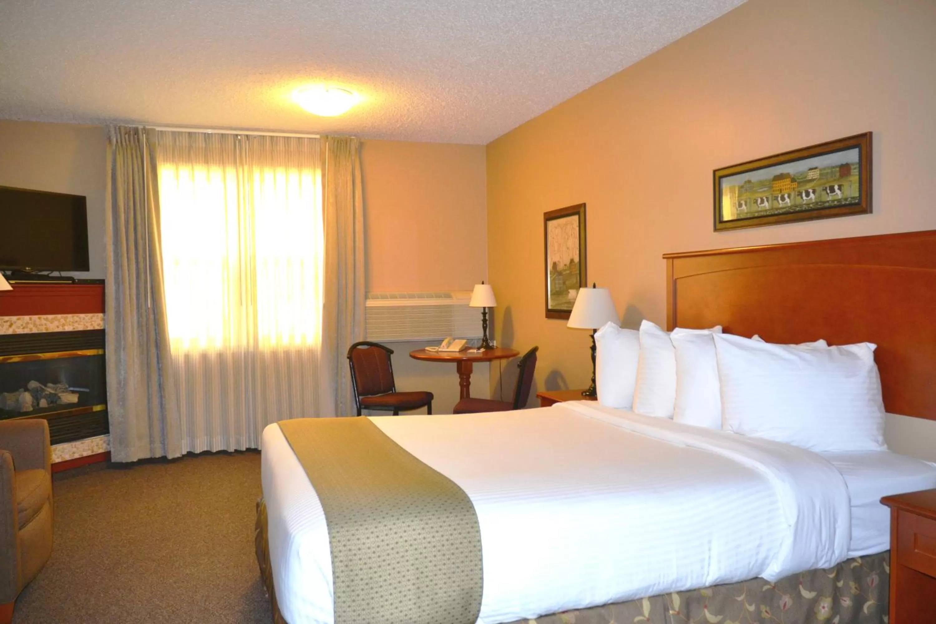 Bed in Village Creek Country Inn