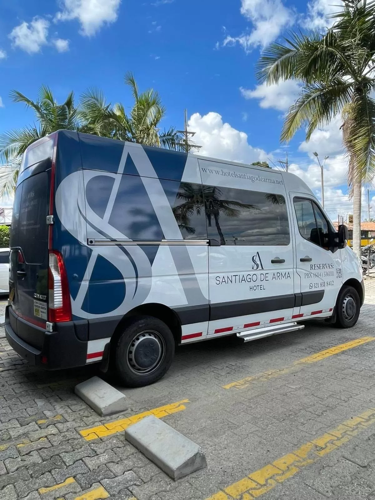 Day in Hotel Santiago de Arma