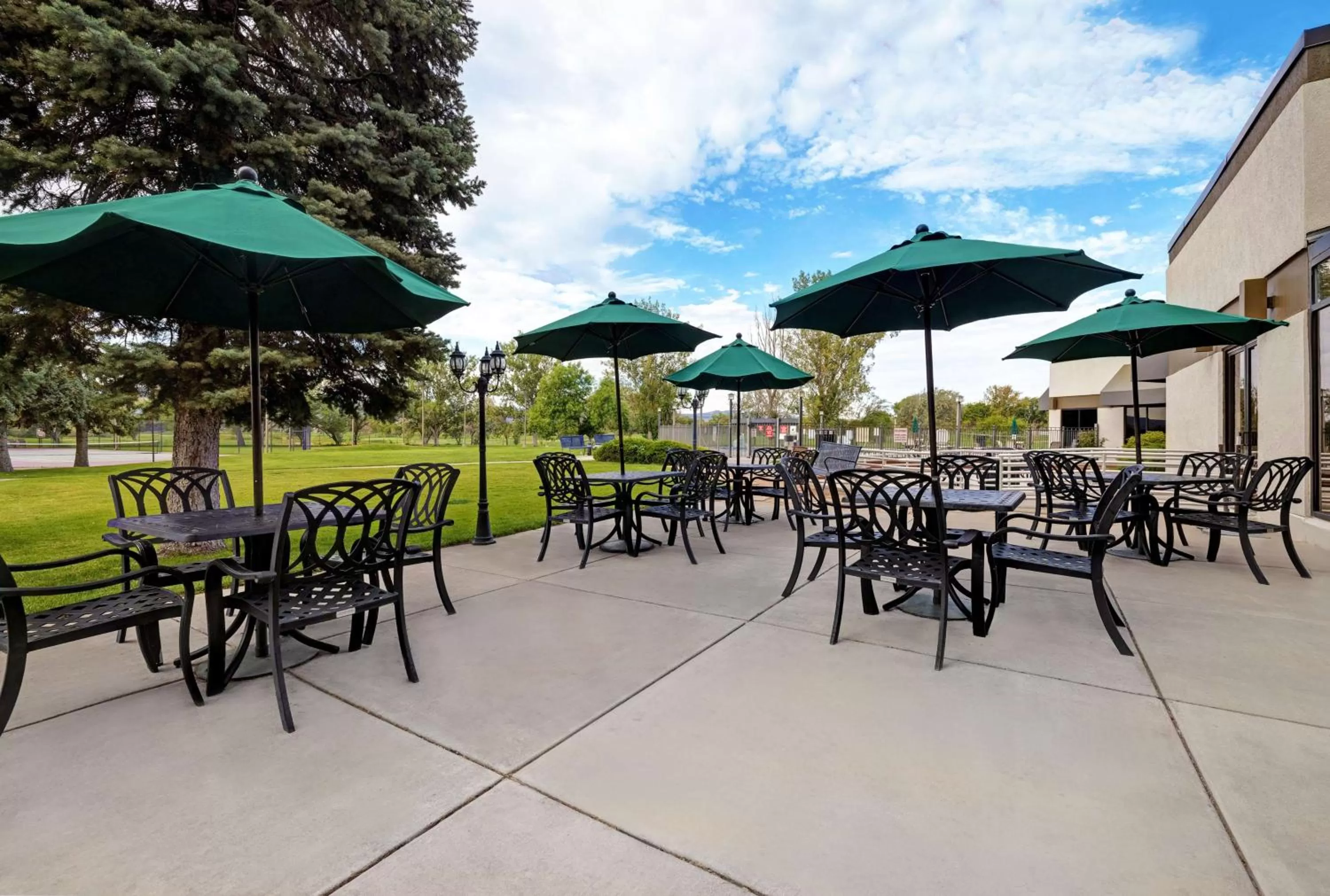 Patio in DoubleTree by Hilton Grand Junction