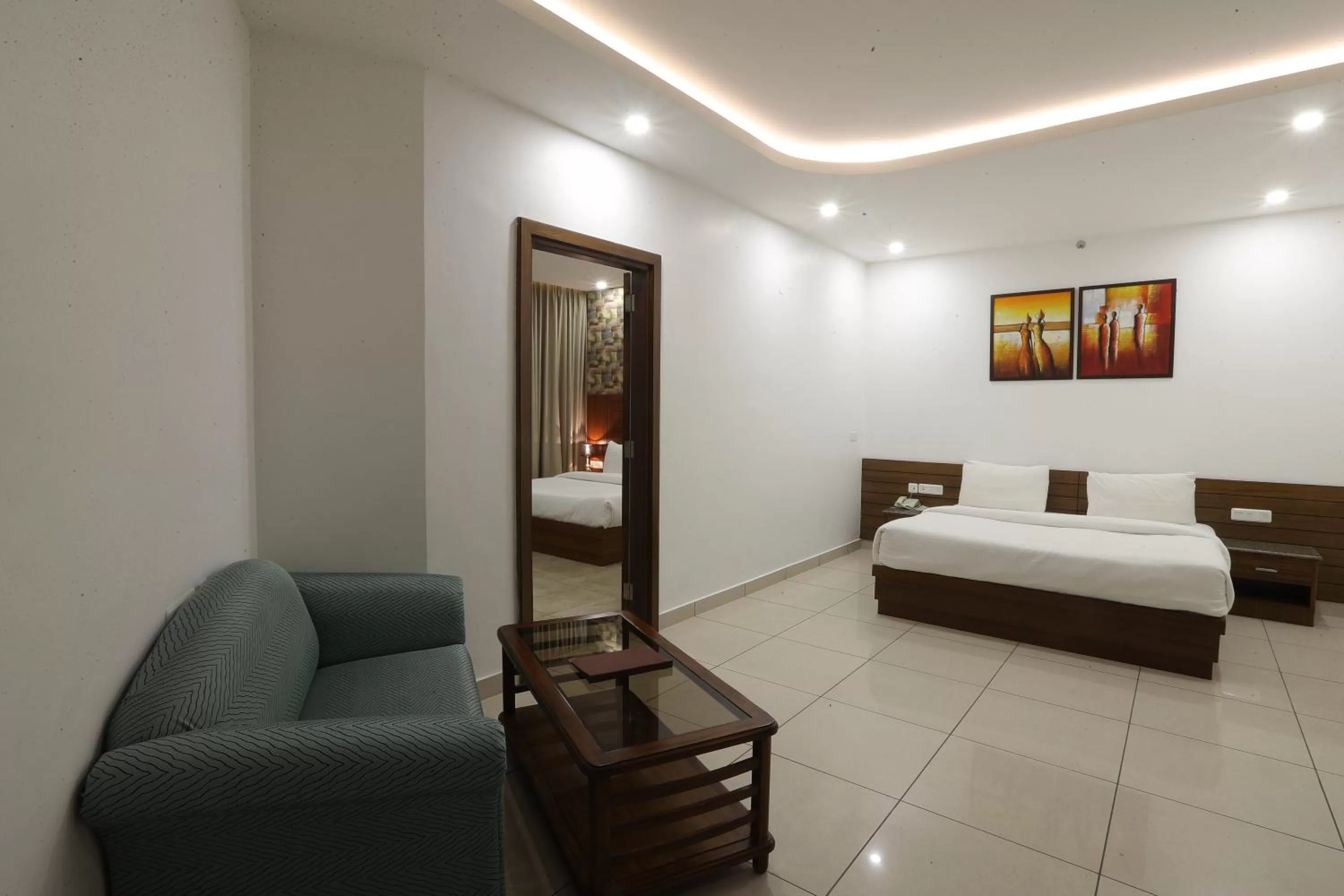 Photo of the whole room, Bed in Grand Hotel Nawanshahr