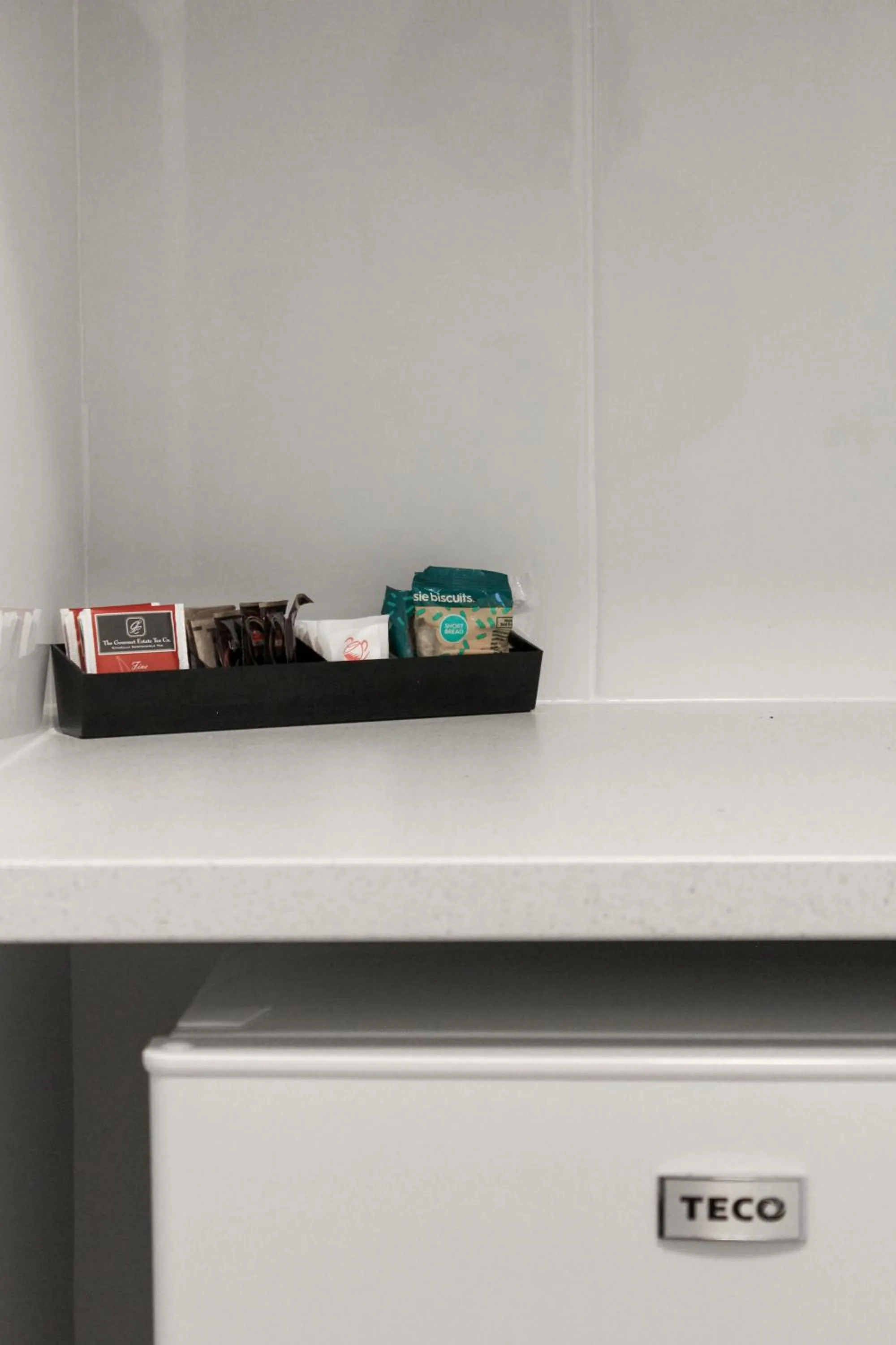 Coffee/tea facilities in Aston Motel Yamba