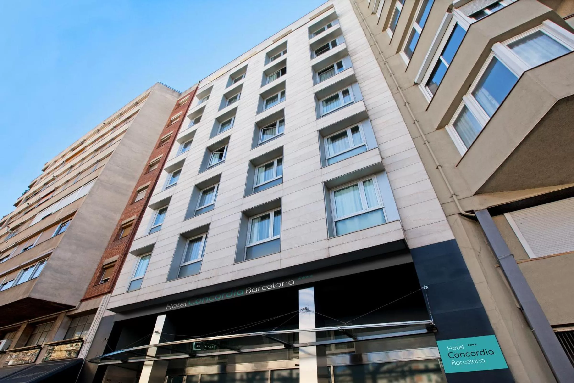 Facade/entrance in Hotel Concordia Barcelona
