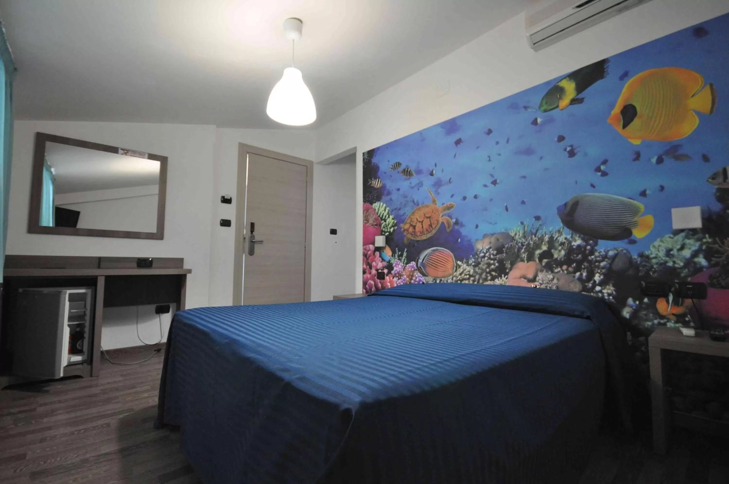 Bedroom, Bed in Hotel Miramare Dipendenza