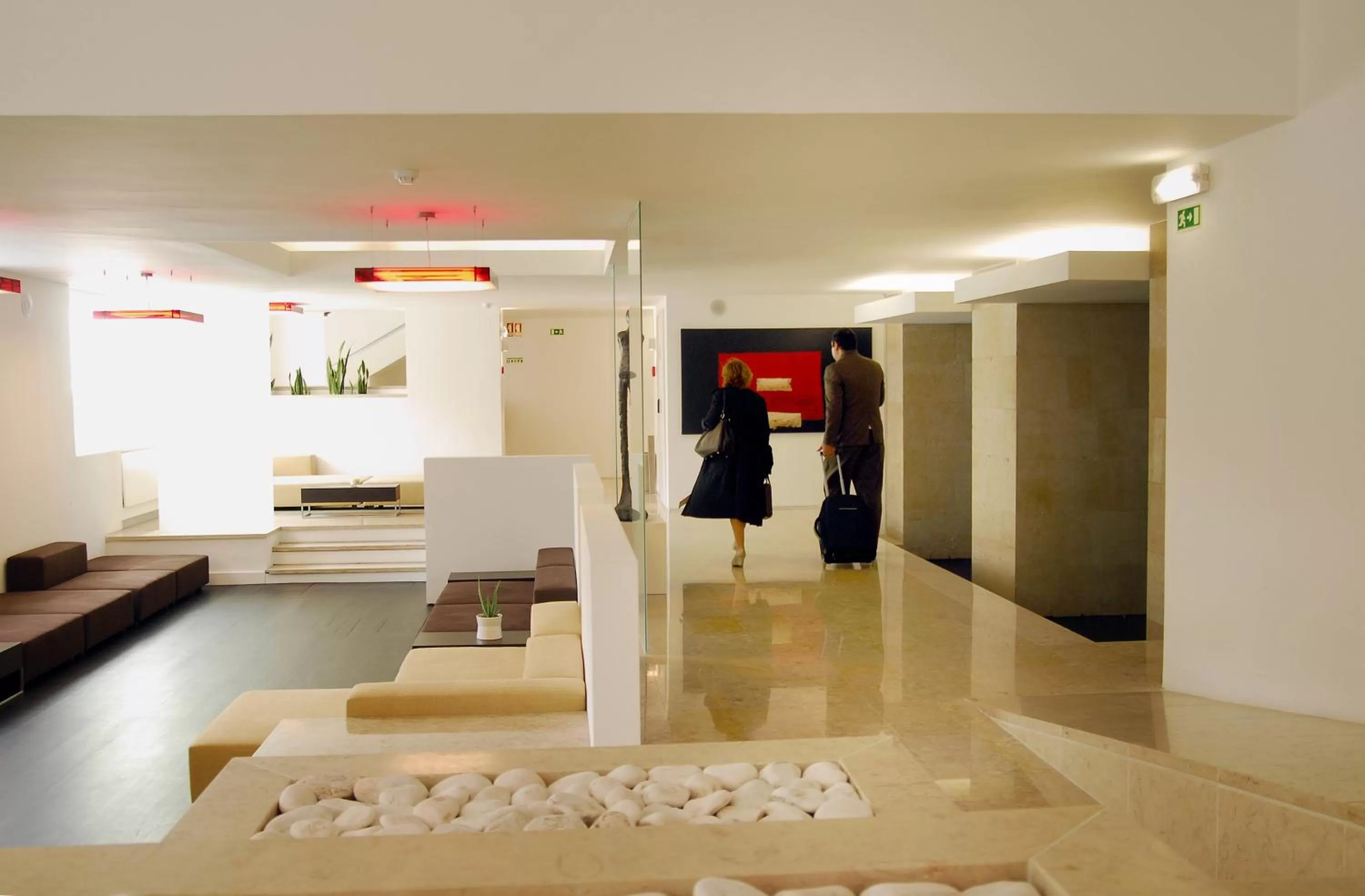 Lobby or reception in Hotel Jeronimos 8