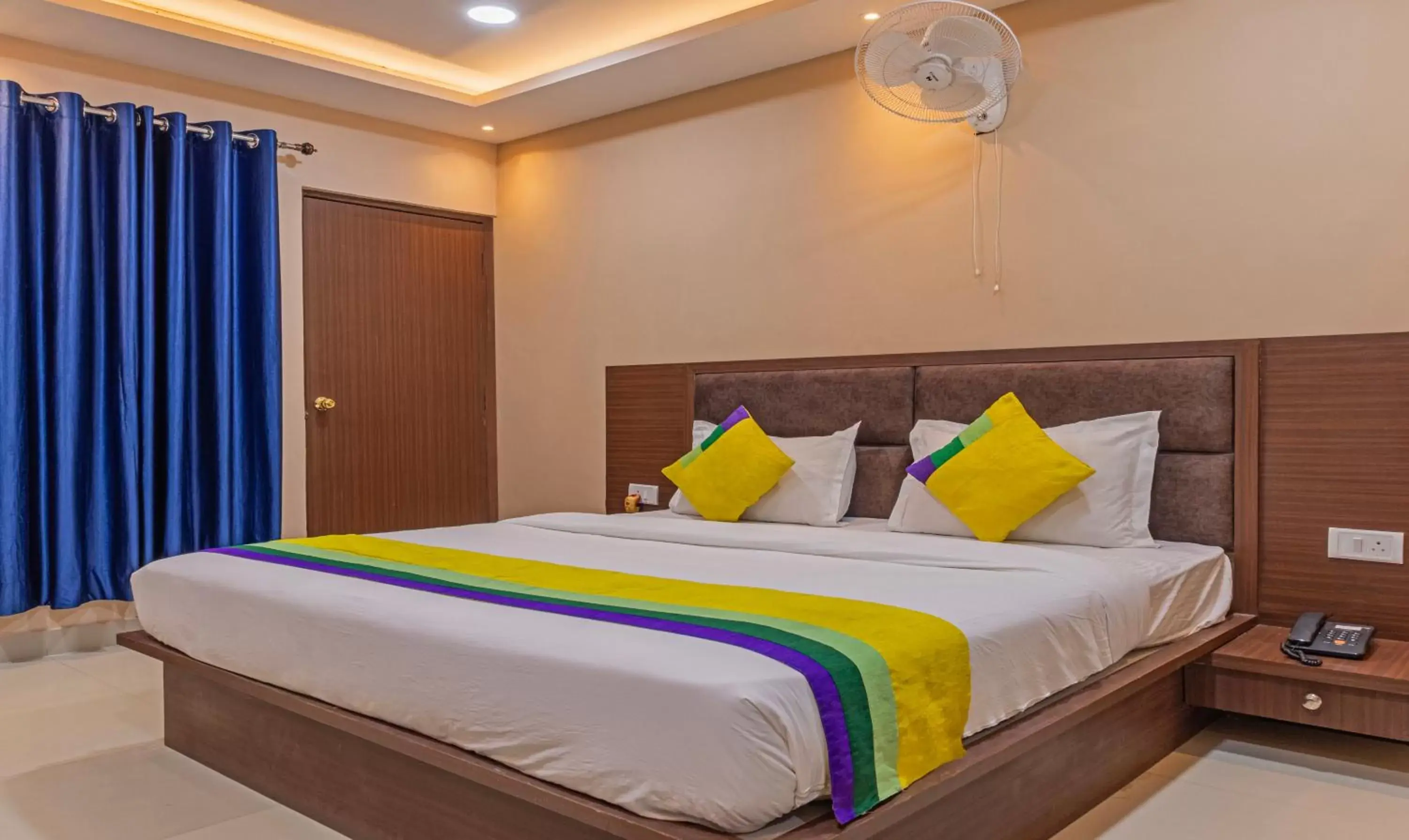 Standard Double Room - single occupancy in Itsy Hotels Kashi Grand, BHU Standard Double Room - single occupancy in Itsy Hotels Kashi Grand, BHU